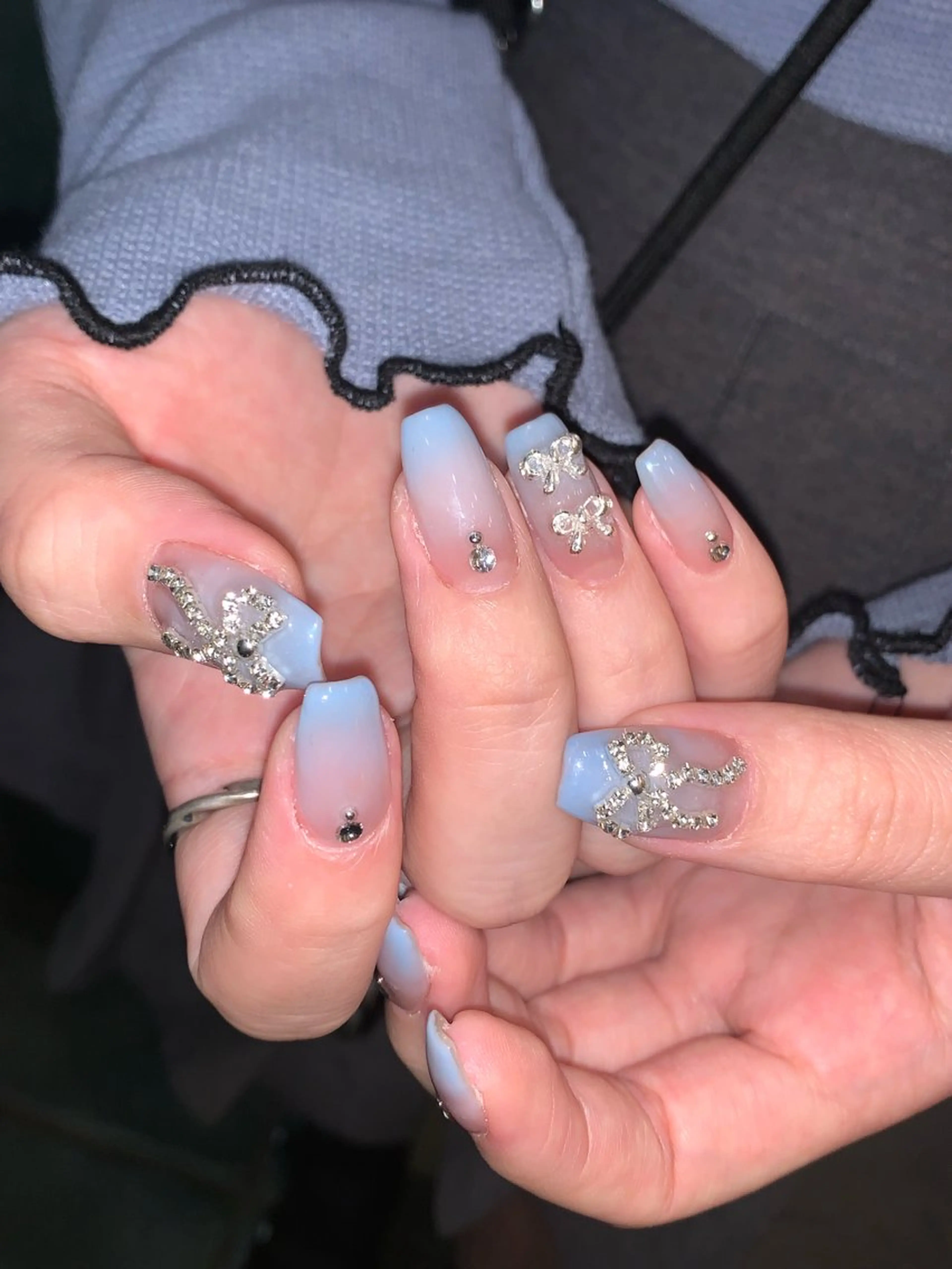 ネイル ハンドネイル NES NAIL所属・さゆり￤推しキャラ ￤ロングネイル🩷のネイルデザイン