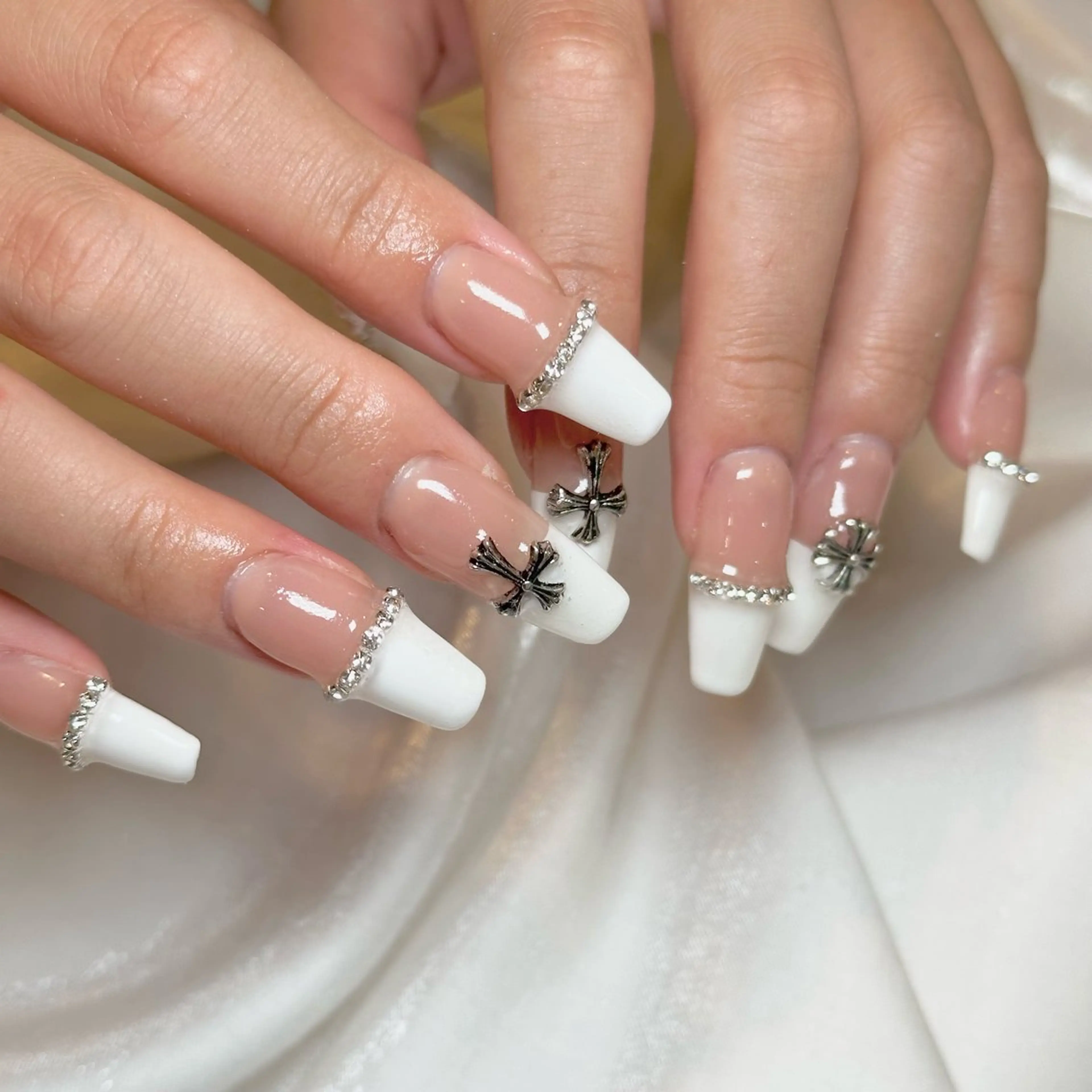 ネイル SHIORI Dig.nailのネイルデザイン