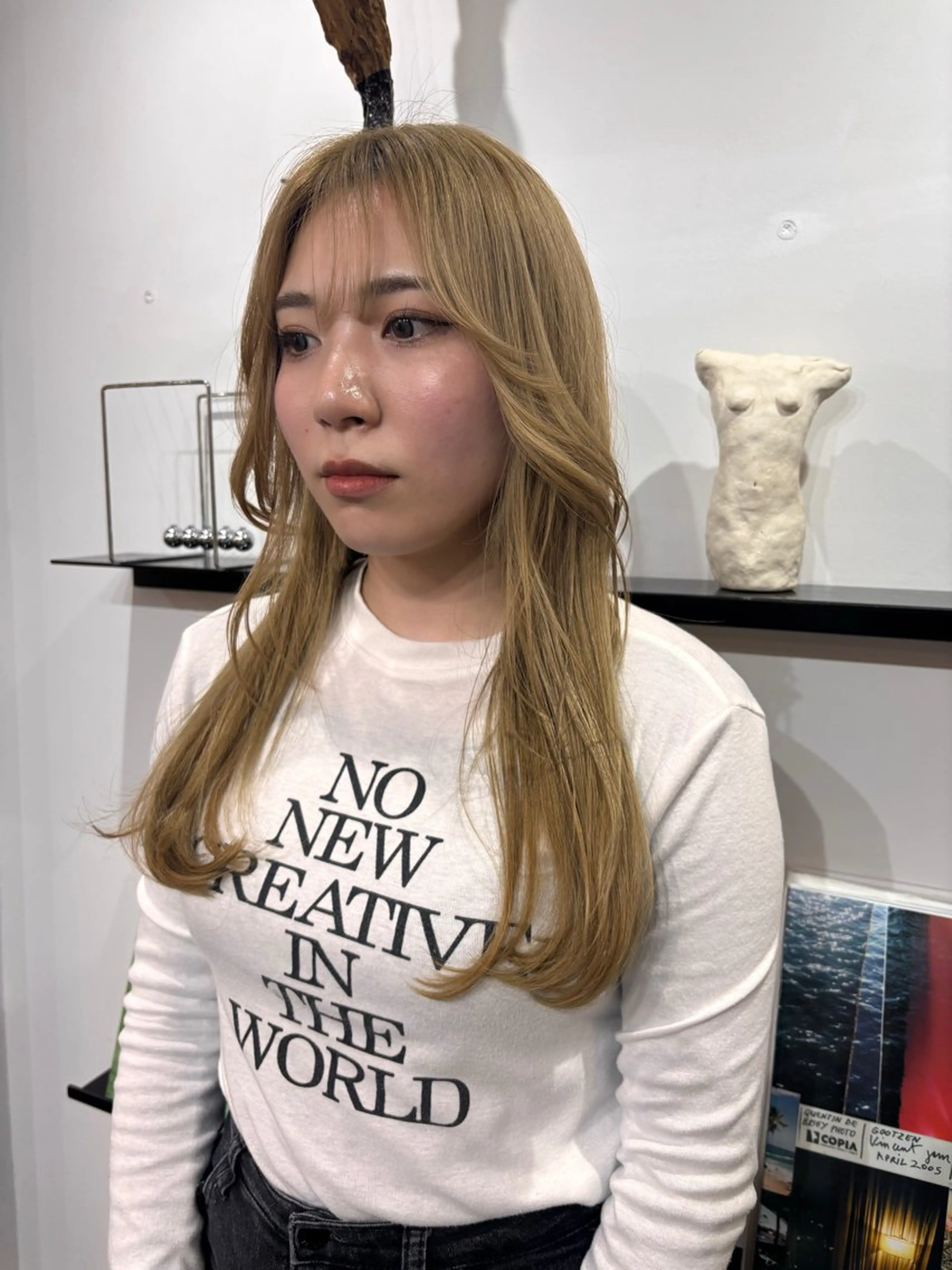 ロング Hana/ハイトーン /レイヤーカットのヘアスタイル