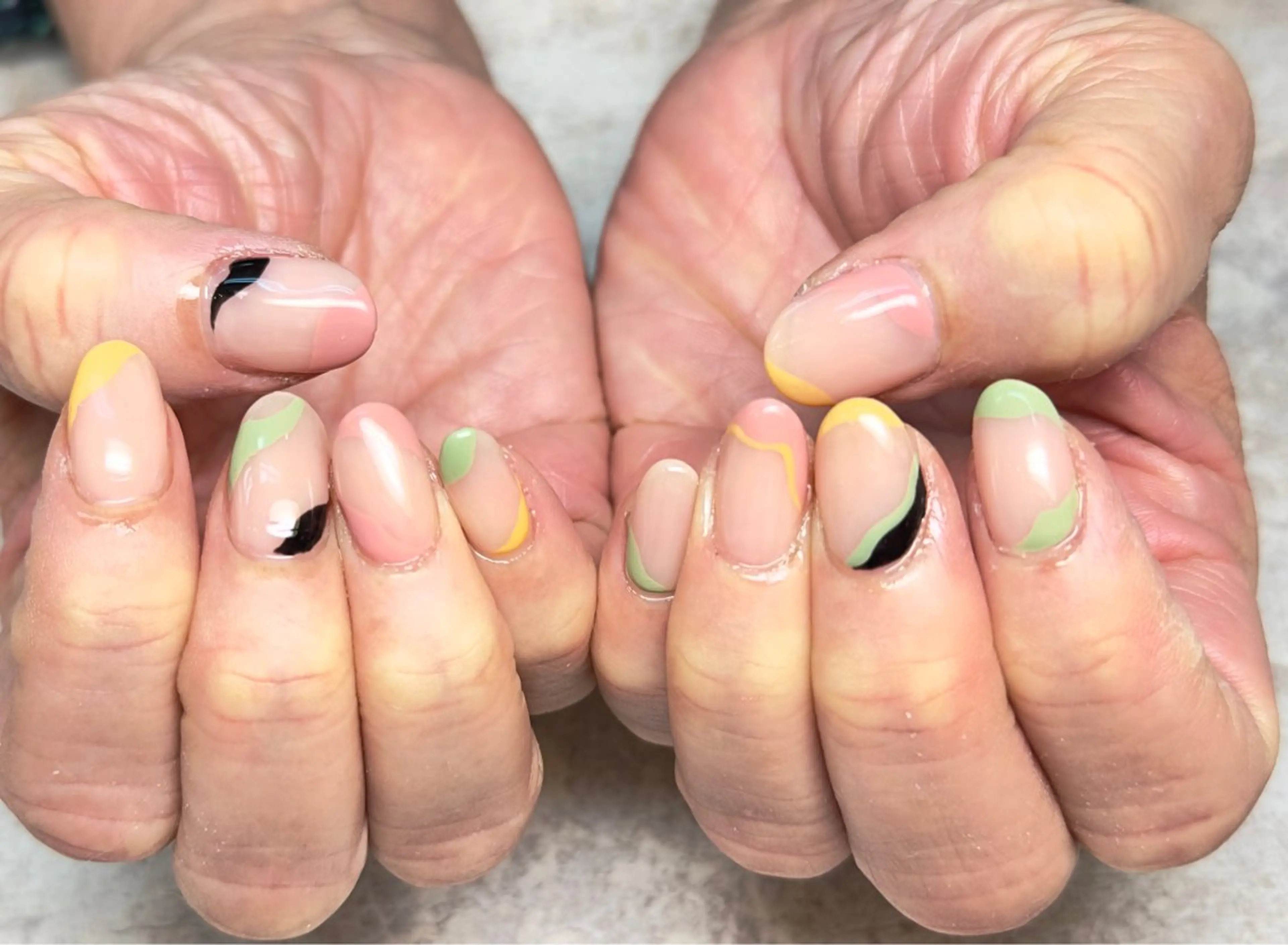 ネイル Queennail 北堀江AYAのネイルデザイン