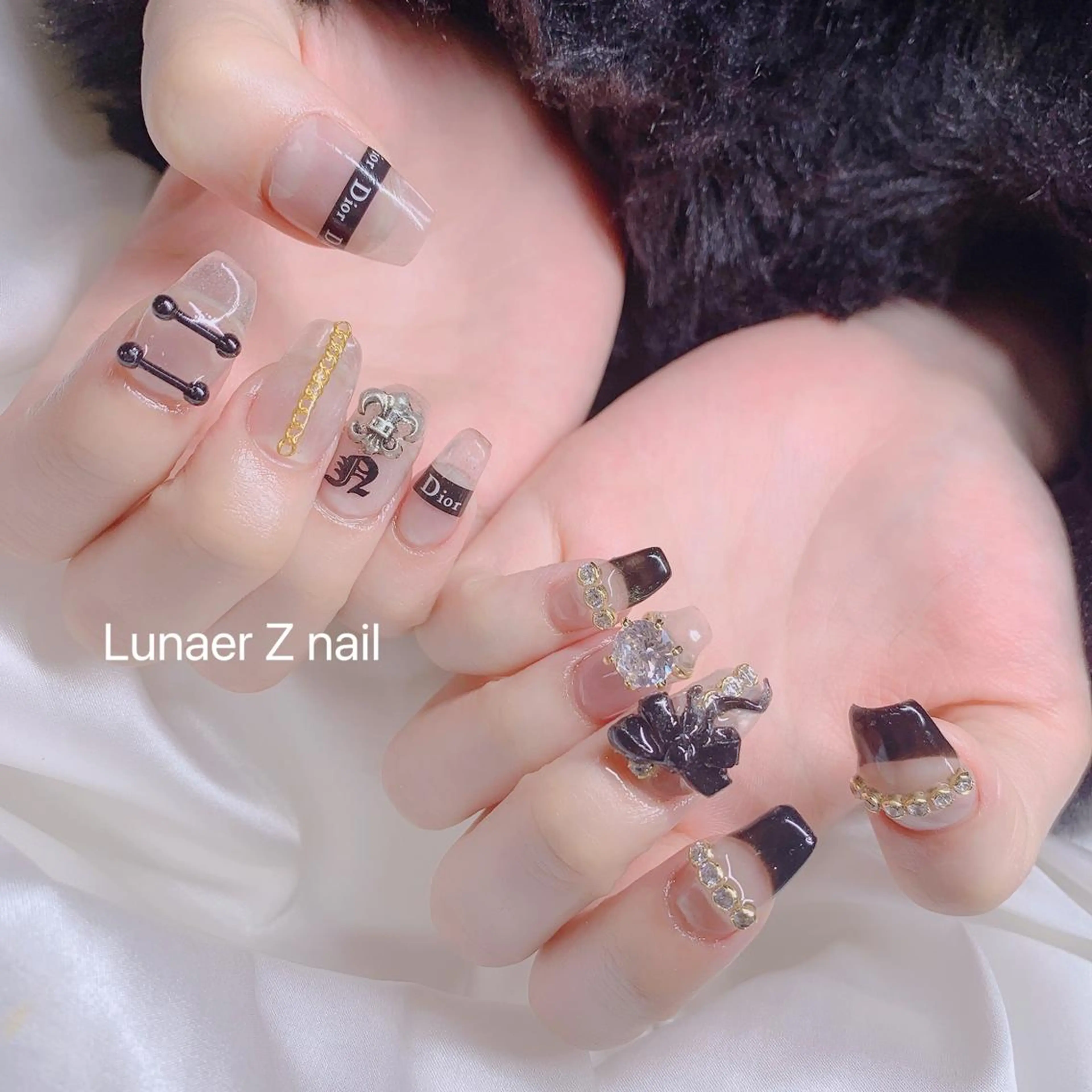 ネイル 🌖す い🌒のネイルデザイン