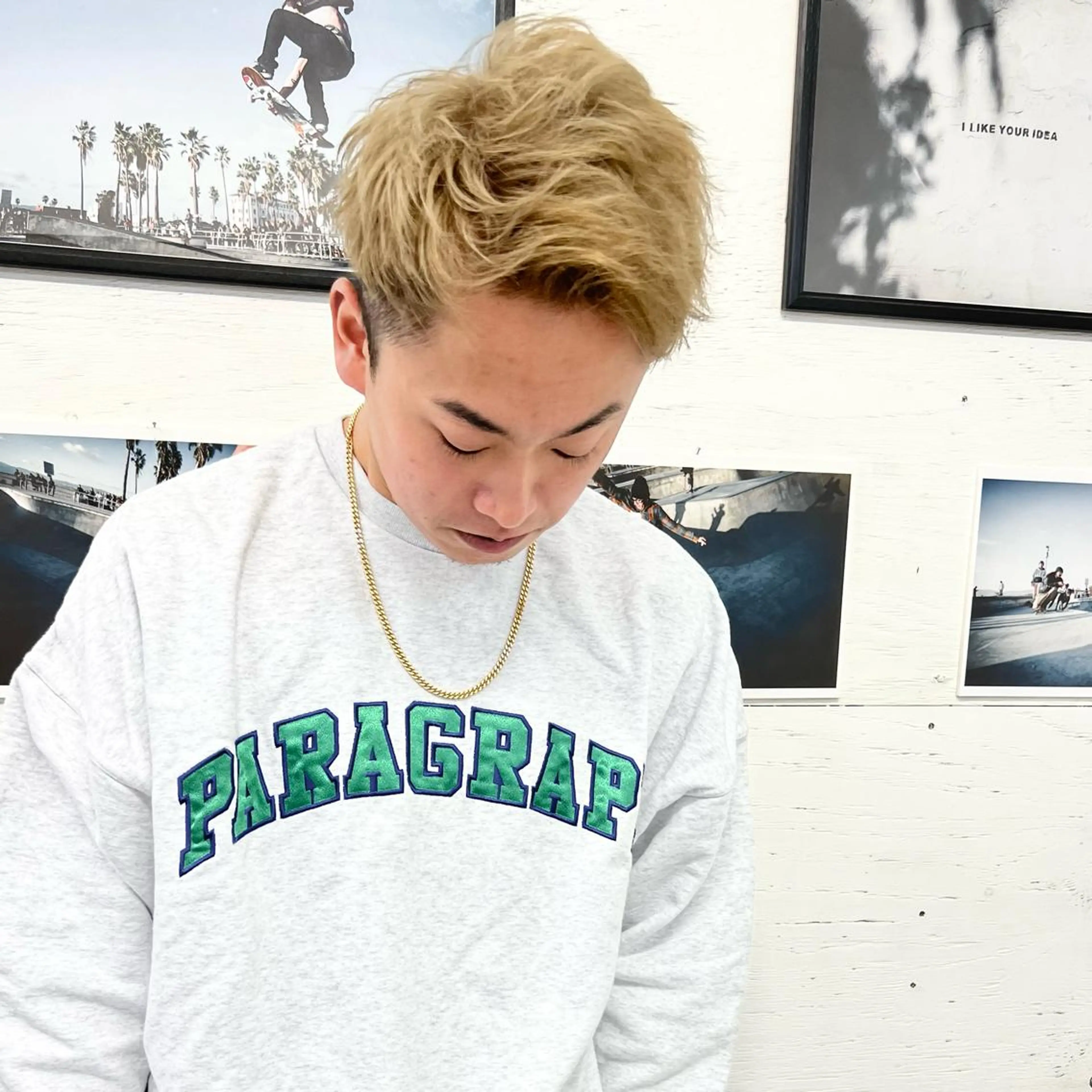 ショート カラー メンズ アッシュ アッシュグレー ダメージレスブリーチ /艶髪/横須賀智也のヘアスタイル