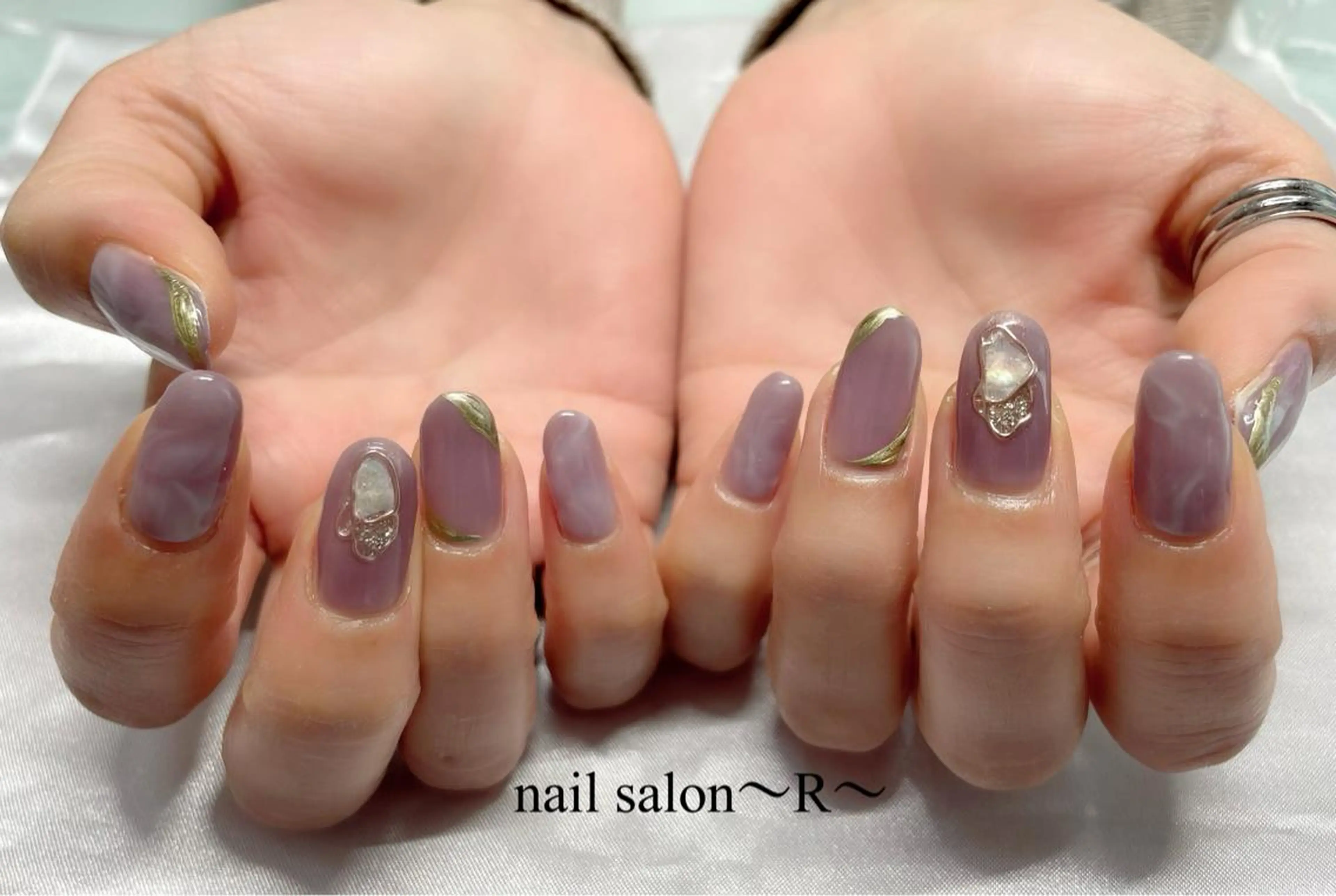 ネイル ハンドネイル 〜 R〜 プライベートサロンのネイルデザイン