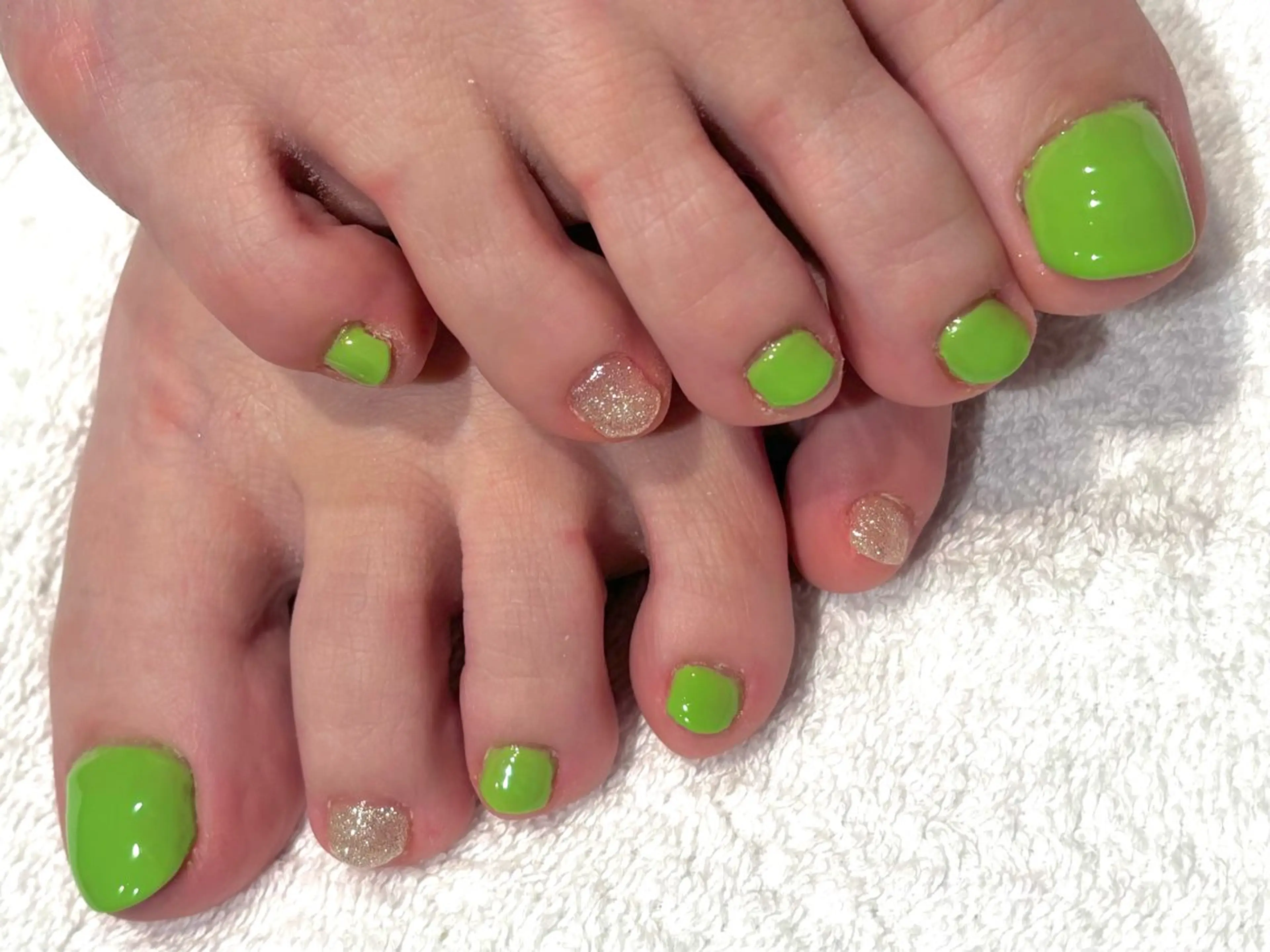 ネイル フットネイル CECIL beauty labo所属・田中 梨奈のネイルデザイン