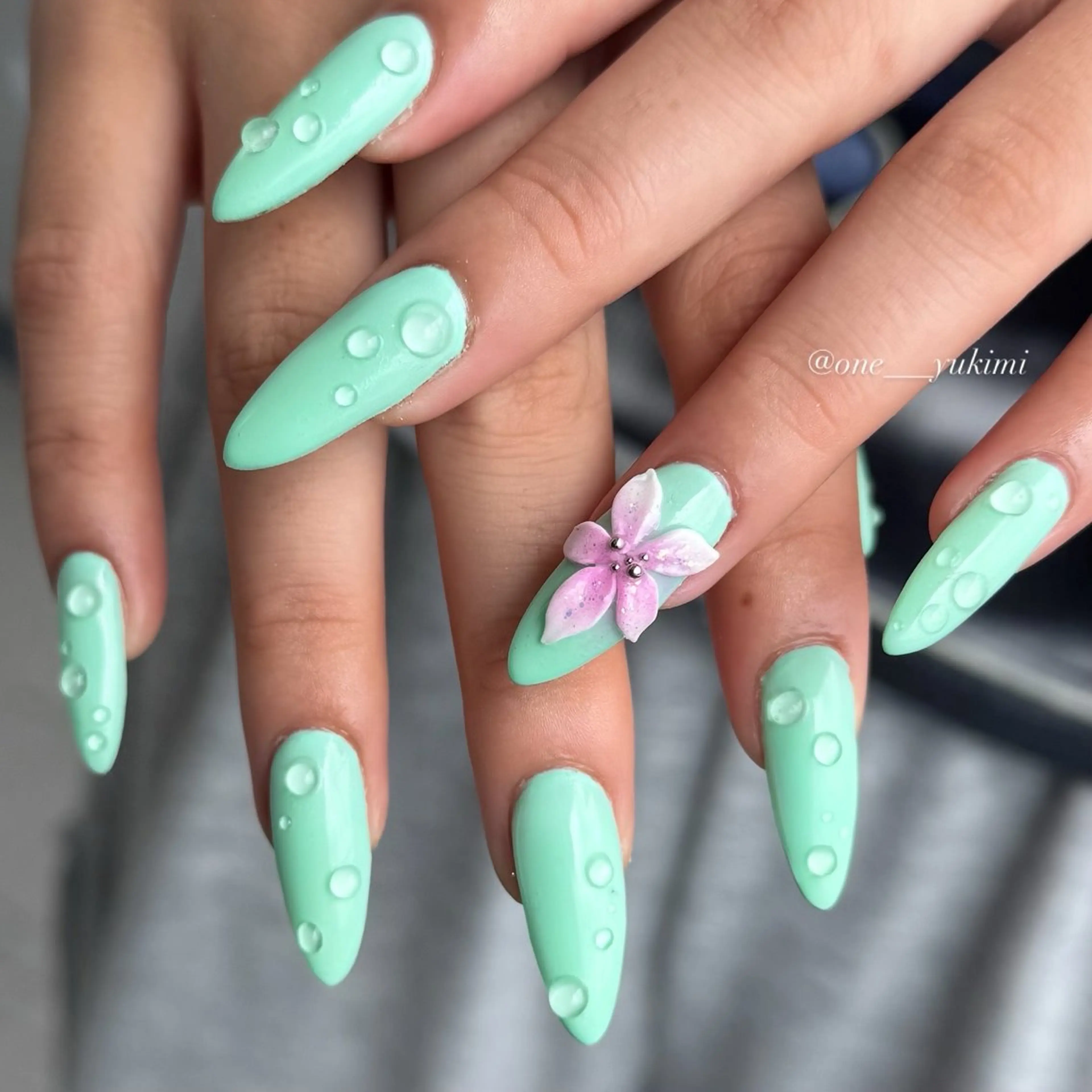 ネイル ハンドネイル One YUKIMIのネイルデザイン