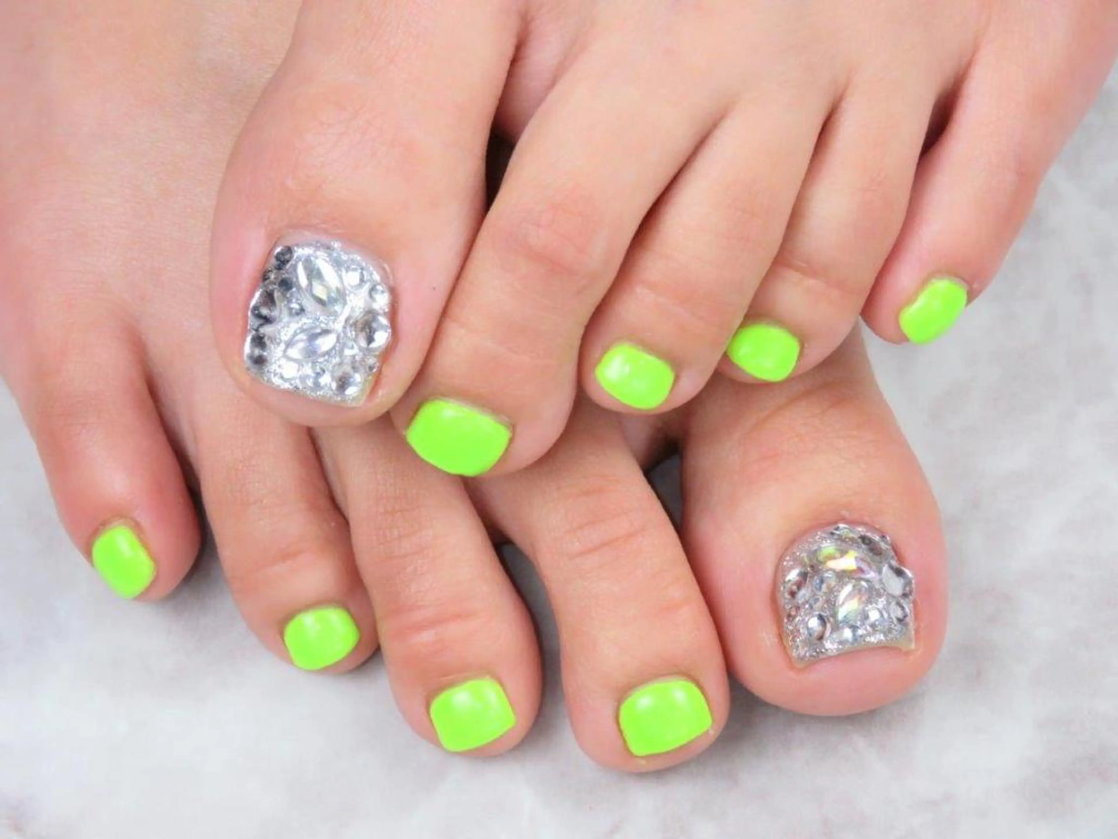 ネイル フットネイル NAIL Salon IP所属・長谷川 奈緒美のネイルデザイン