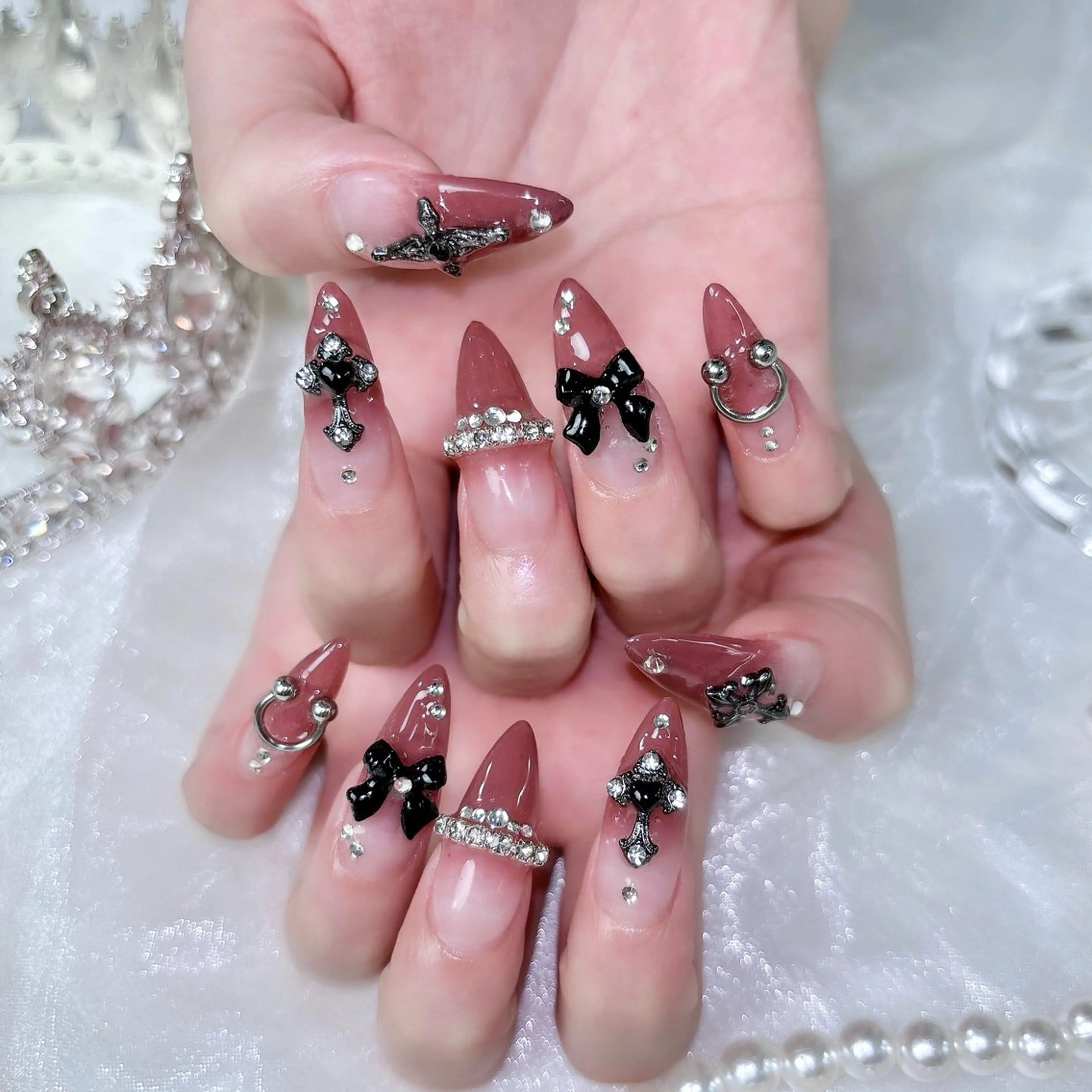 ネイル vesper所属・Vesper miuのネイルデザイン