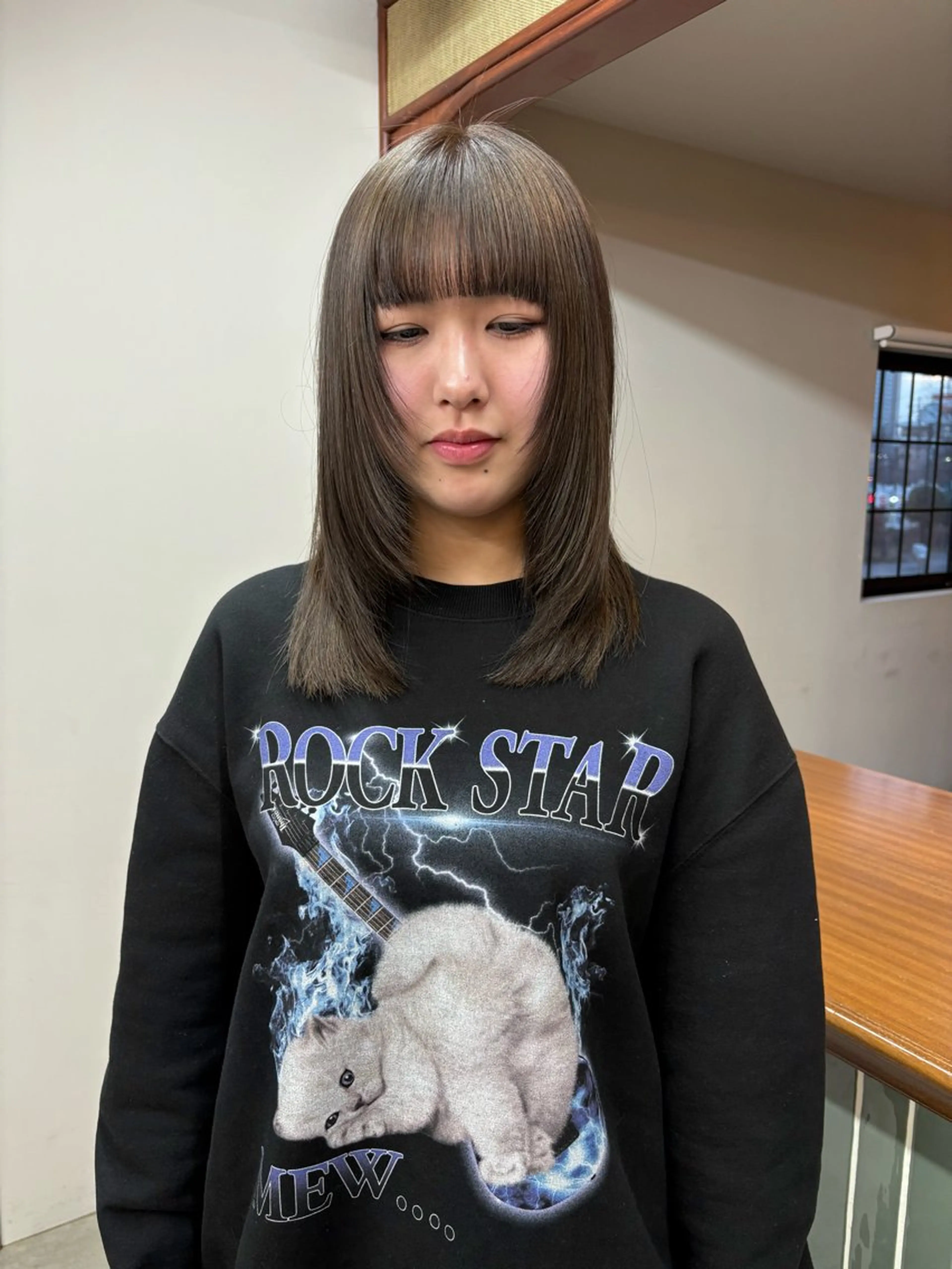 ミディアム ミディアムレイヤー レイヤーカット カット 五十嵐 雄毅のヘアスタイル