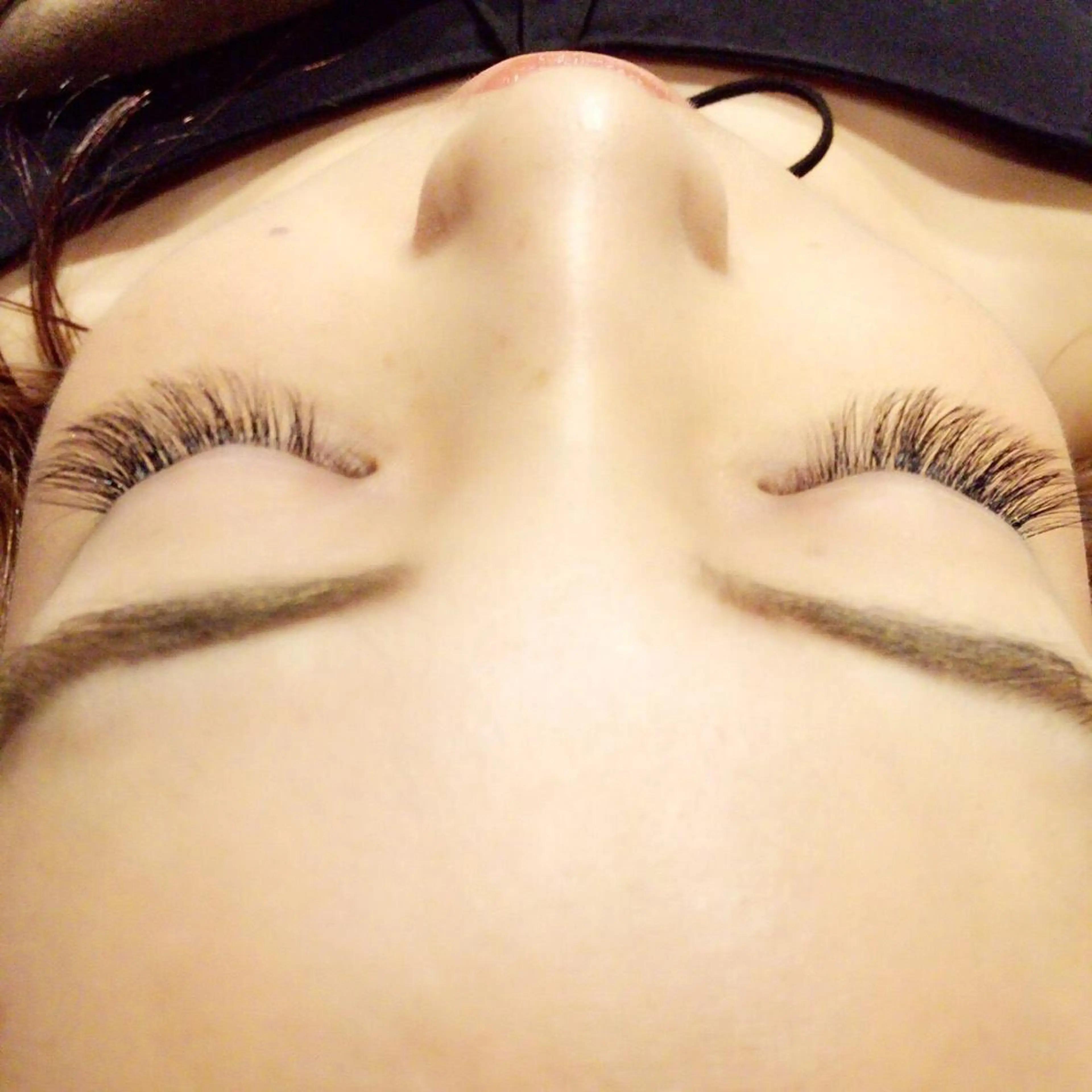 マツエク・マツパ 中野 里咲のヘアスタイル