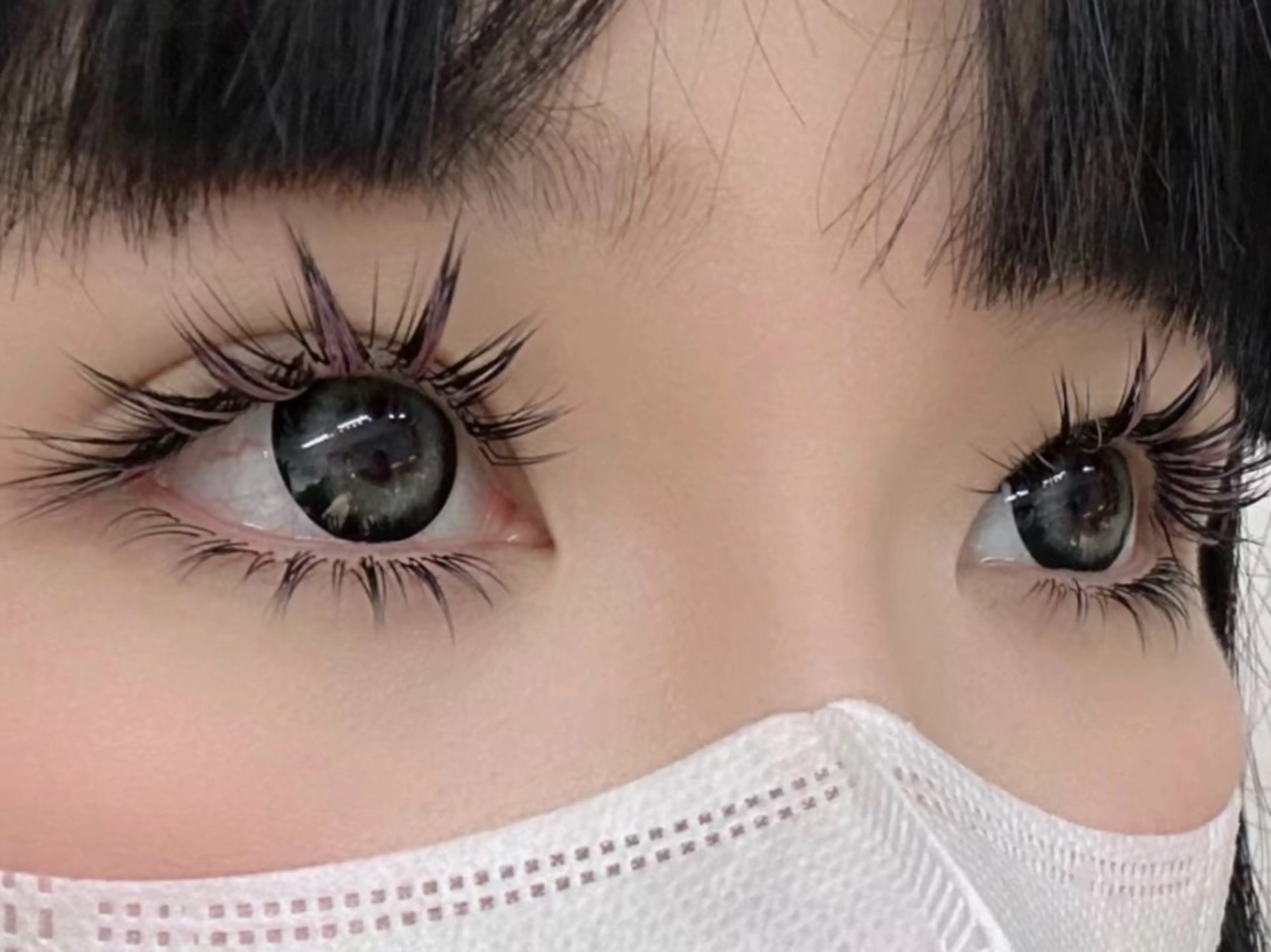マツエク・マツパ 束感まつ毛 カラーマツエク フラットラッシュ パリジェンヌラッシュリフト まつげパーマ マツエク 🍓 KaNan🍓のマツエク・マツパデザイン