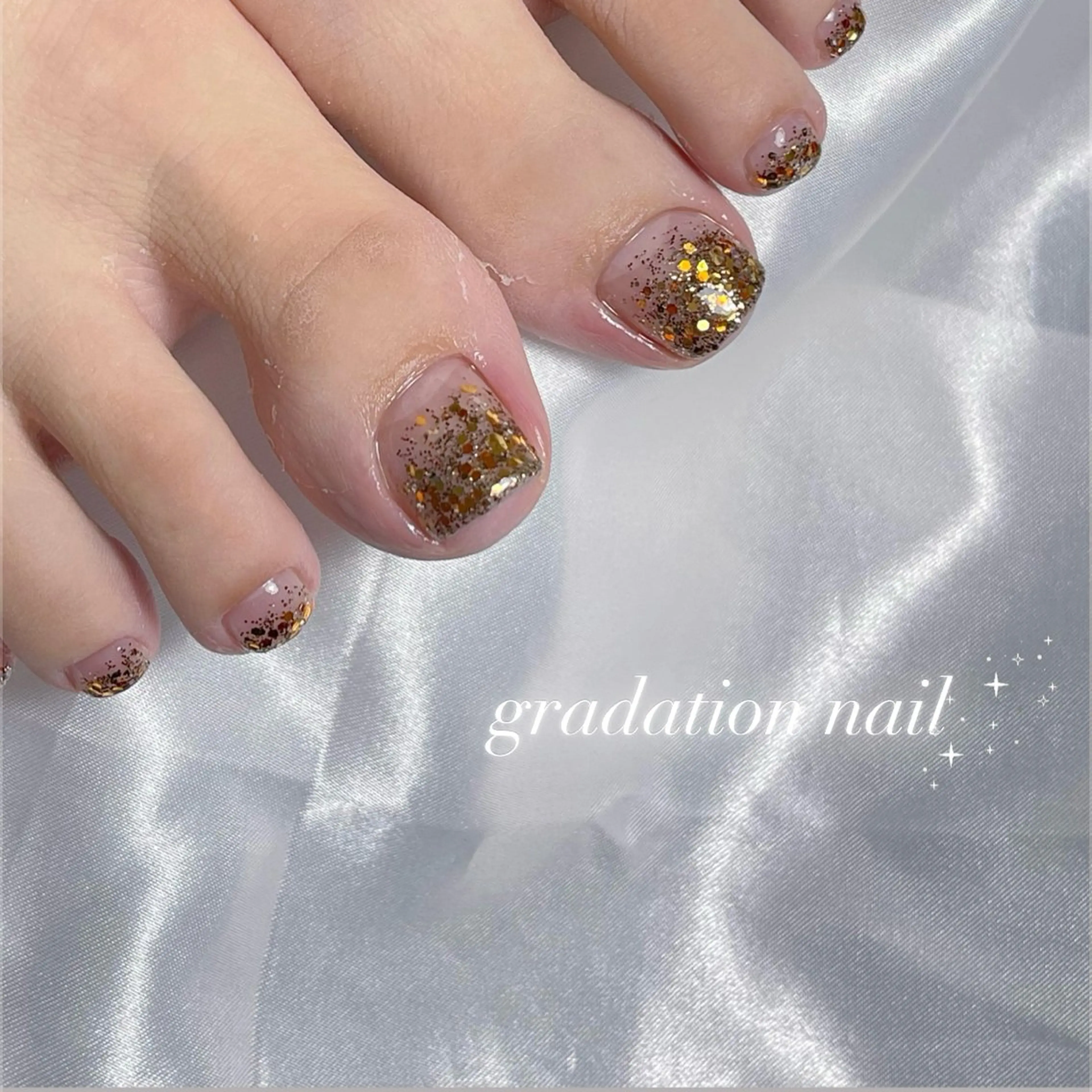 ネイル 長さ出し フラッシュネイル グラデーション 韓国ネイル マグネットネイル フットネイル RE SALONのネイルデザイン