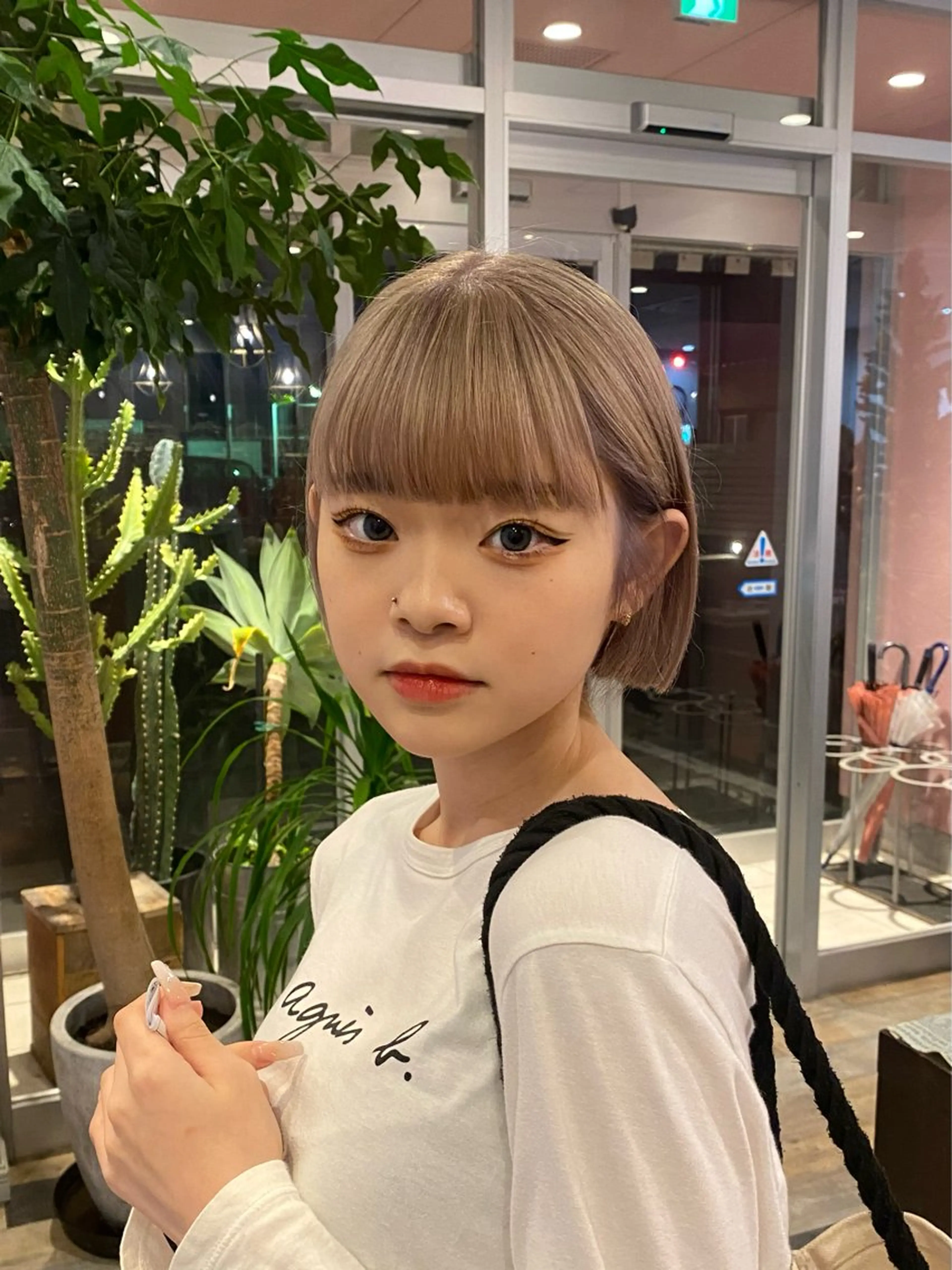 ショート カラー 切りっぱなしボブ ベージュカラー ブリーチ ケアブリーチ 透明感カラー .5 by soleil 小松店のヘアスタイル