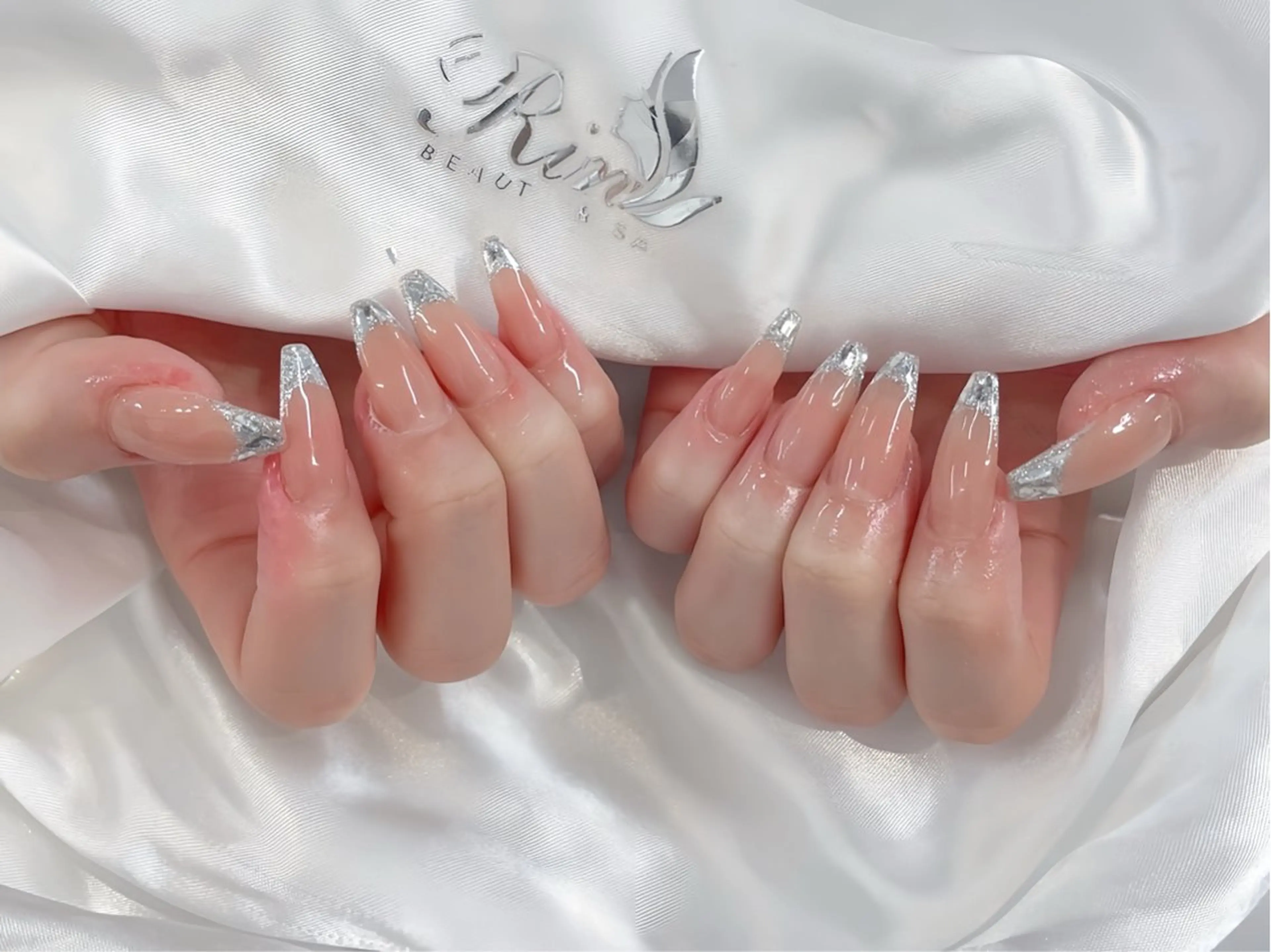 ネイル アートネイル ロングネイル スカルプネイル ネイルチップ ハンドネイル Rin Nail 新大久保店のネイルデザイン