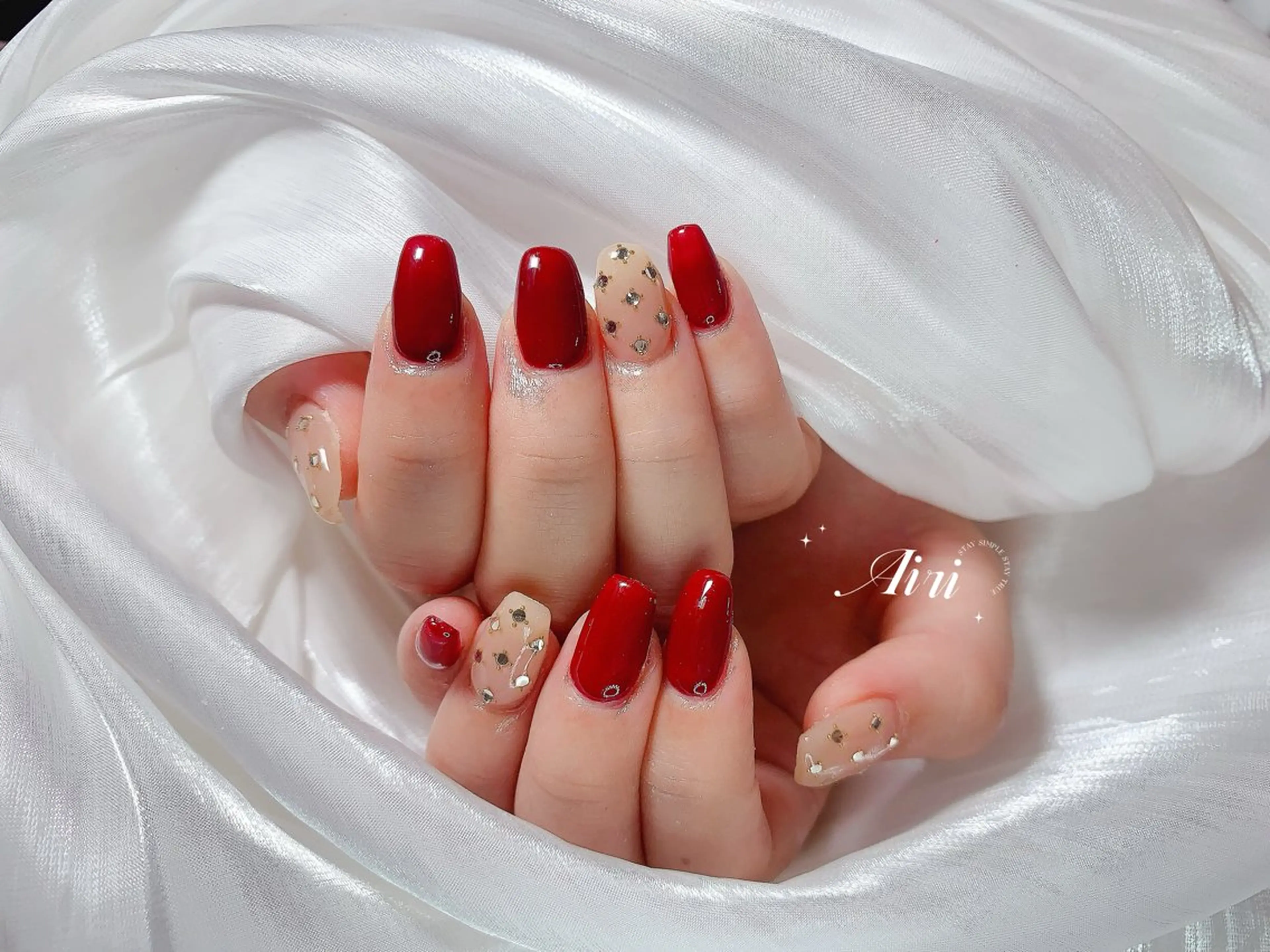 ネイル 長さ出し フットネイル ジェルネイル 韓国ネイル ラメ(グリッター) ハンドネイル ネイルサロンAiri 長さ出し·シンプルのネイルデザイン