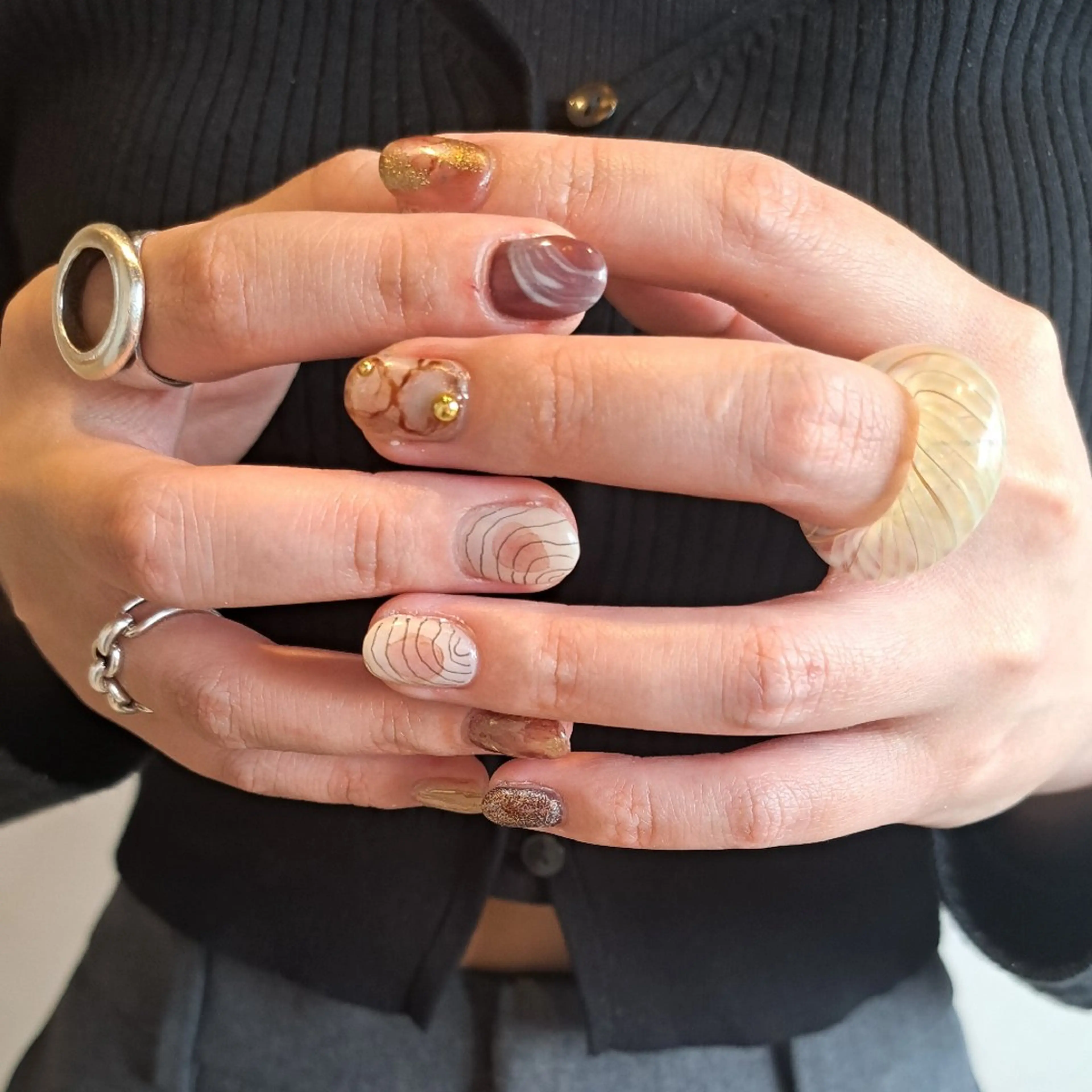 ネイル アートネイル ジェルネイル ミラーネイル 持ち込み ニュアンスネイル Nail mood /アートし放題のネイルデザイン