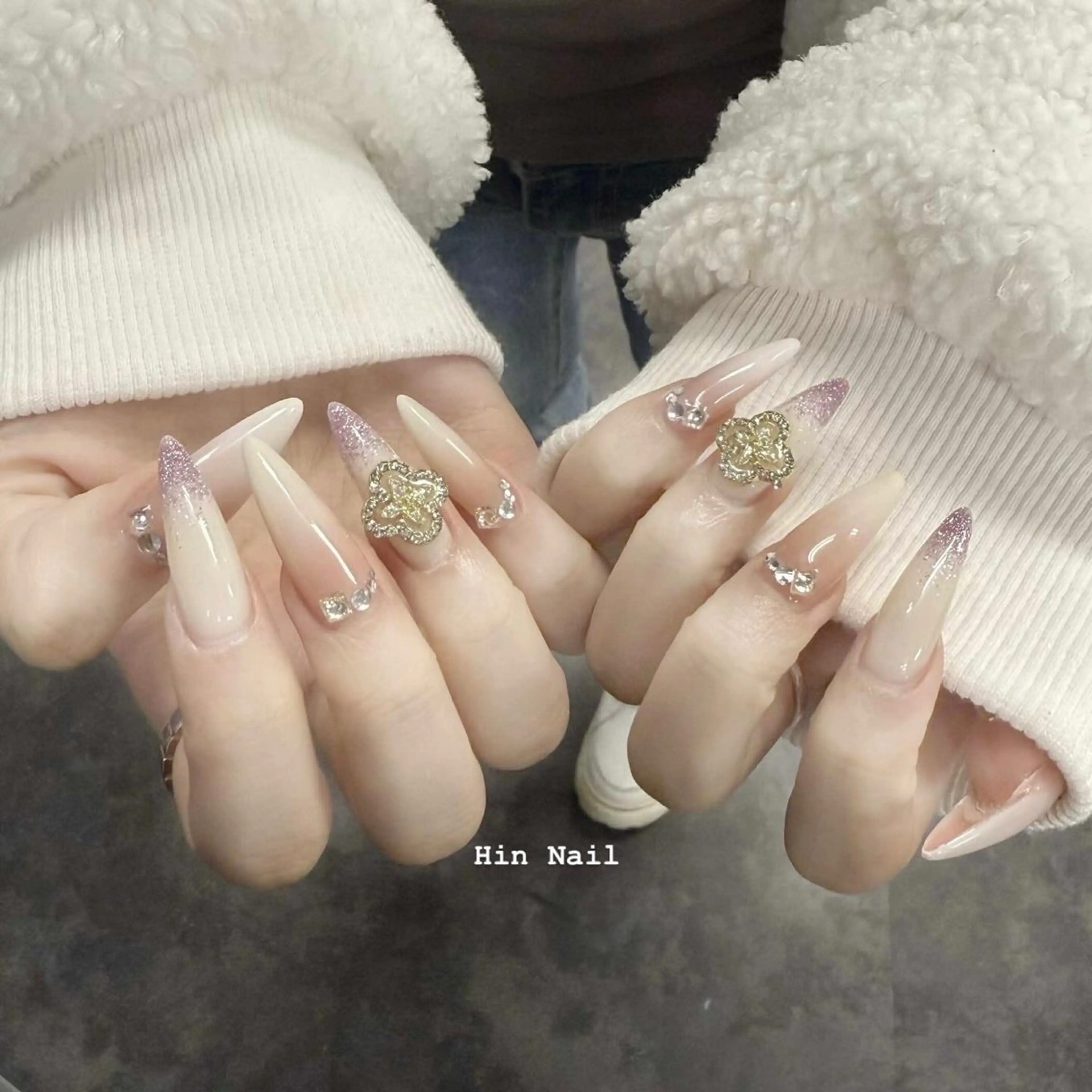ネイル ハンドネイル HIN NAILのネイルデザイン