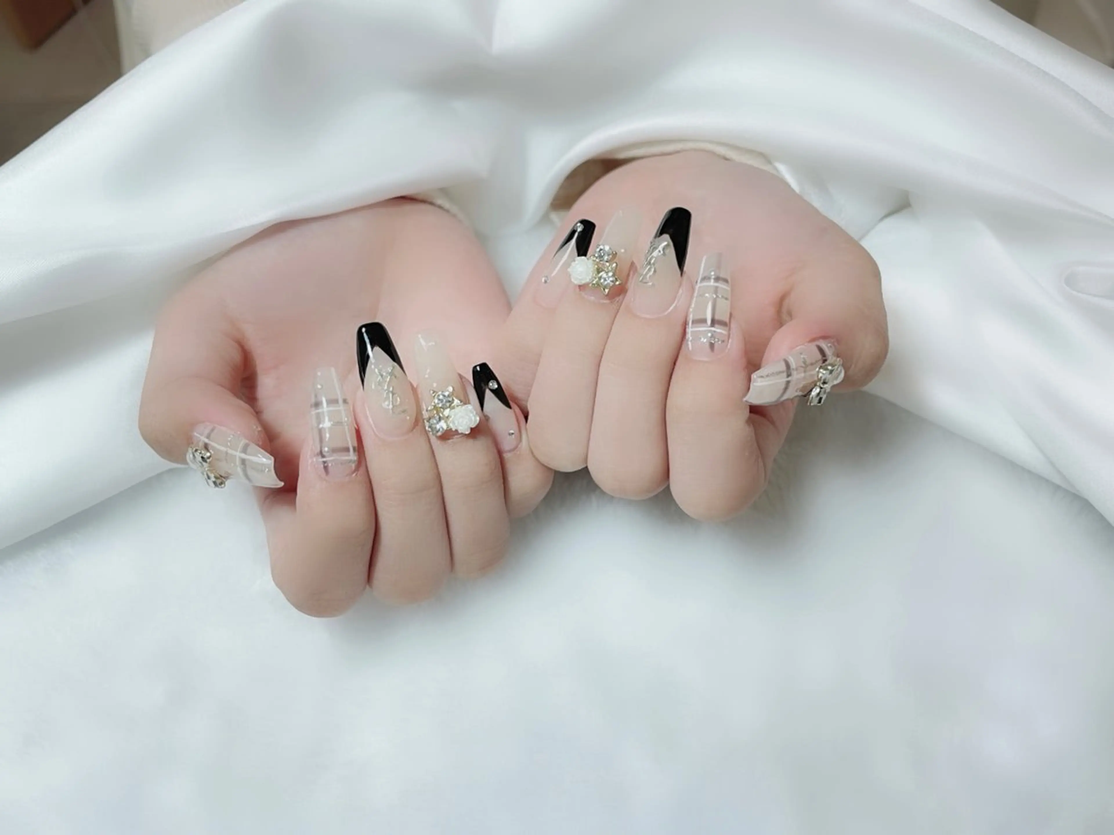 ネイル Amina nail salonのネイルデザイン