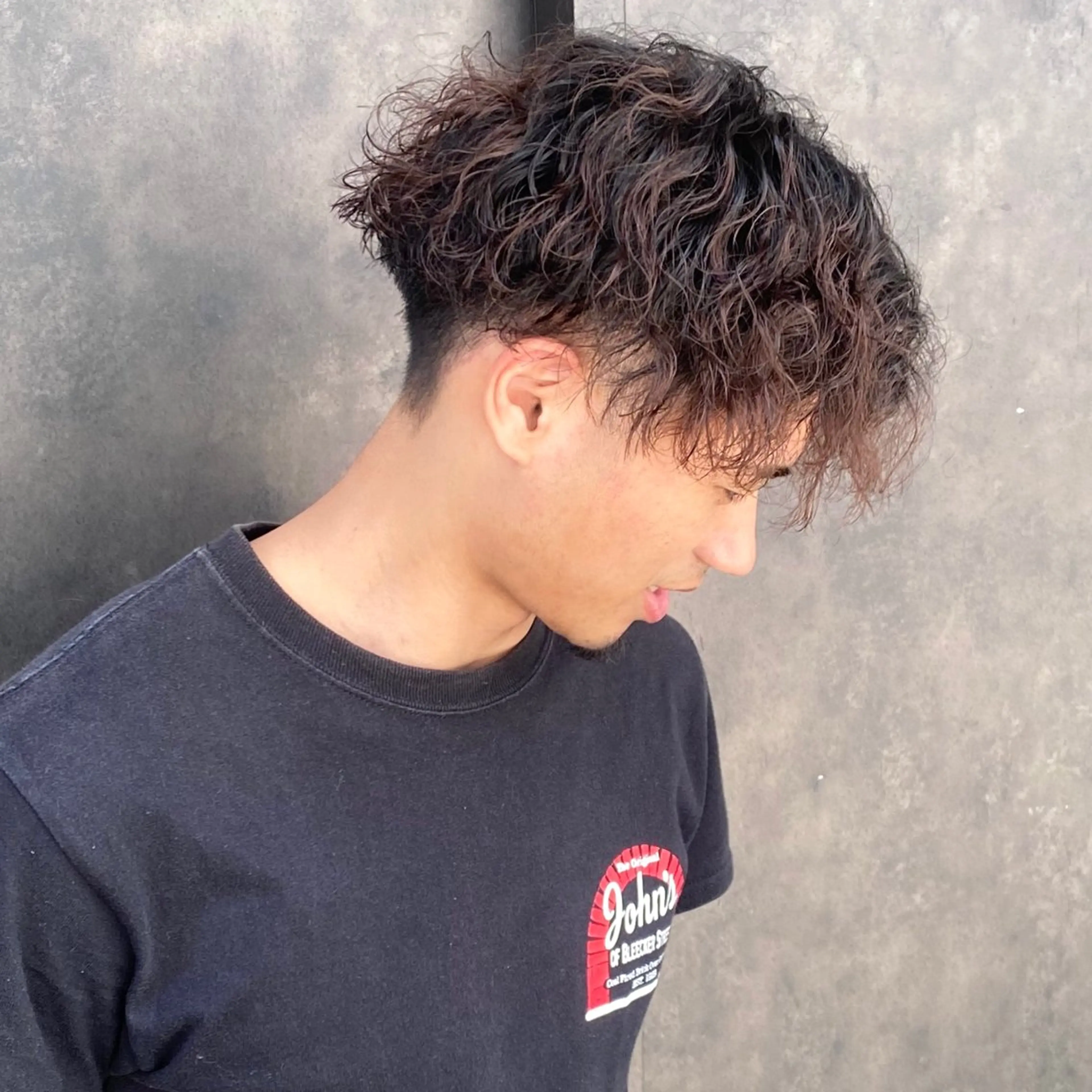 【メンズ限定】カット＋ツイストスパイラルパーマor波巻きパーマ＋ご希望で眉カットも◎の写真