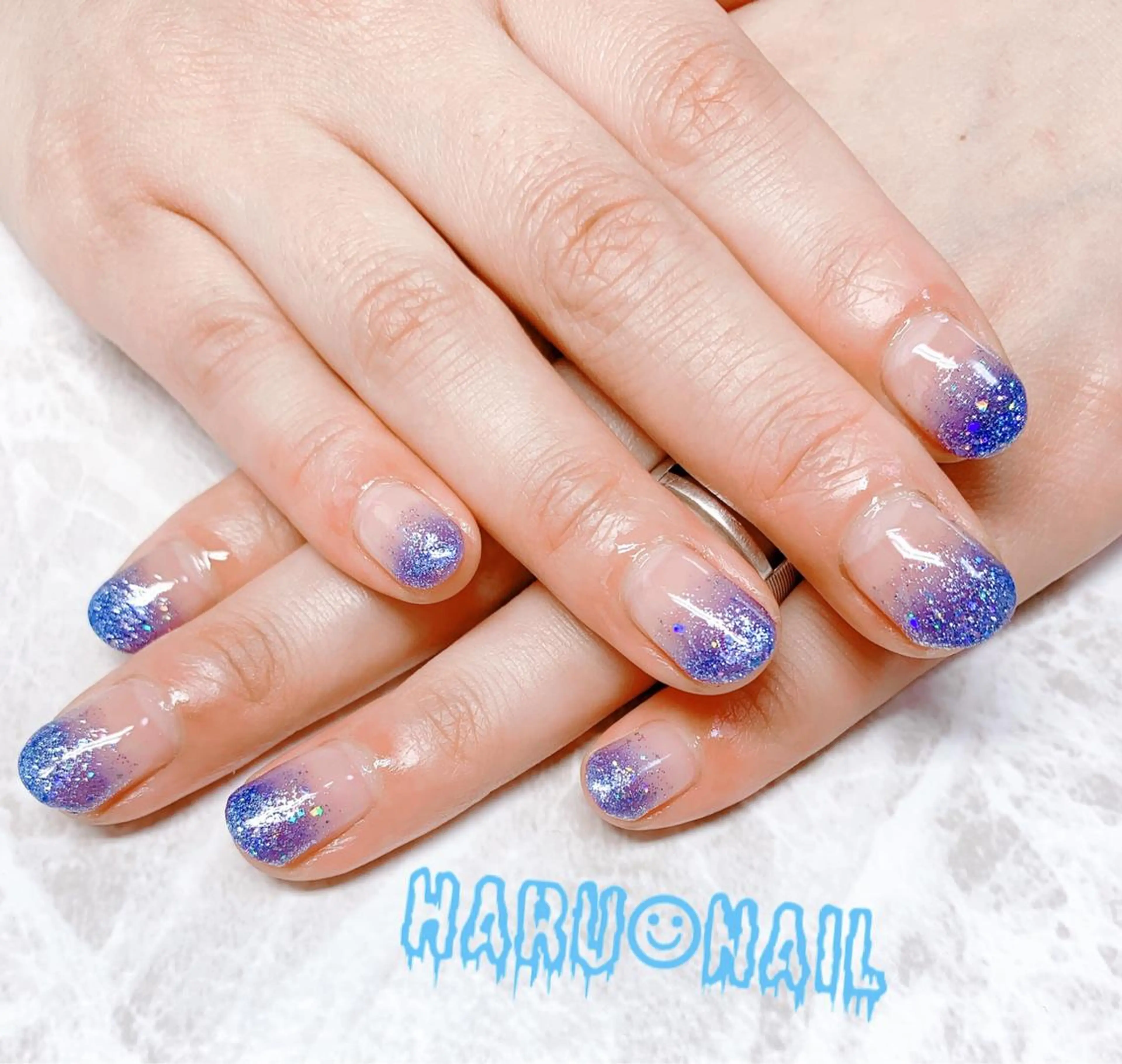 ネイル ブルー グラデーション ラメ(グリッター) ラメグラデーション ハンドネイル 痩身/脱毛/ネイル HARUKAのエステ・リラクイメージ