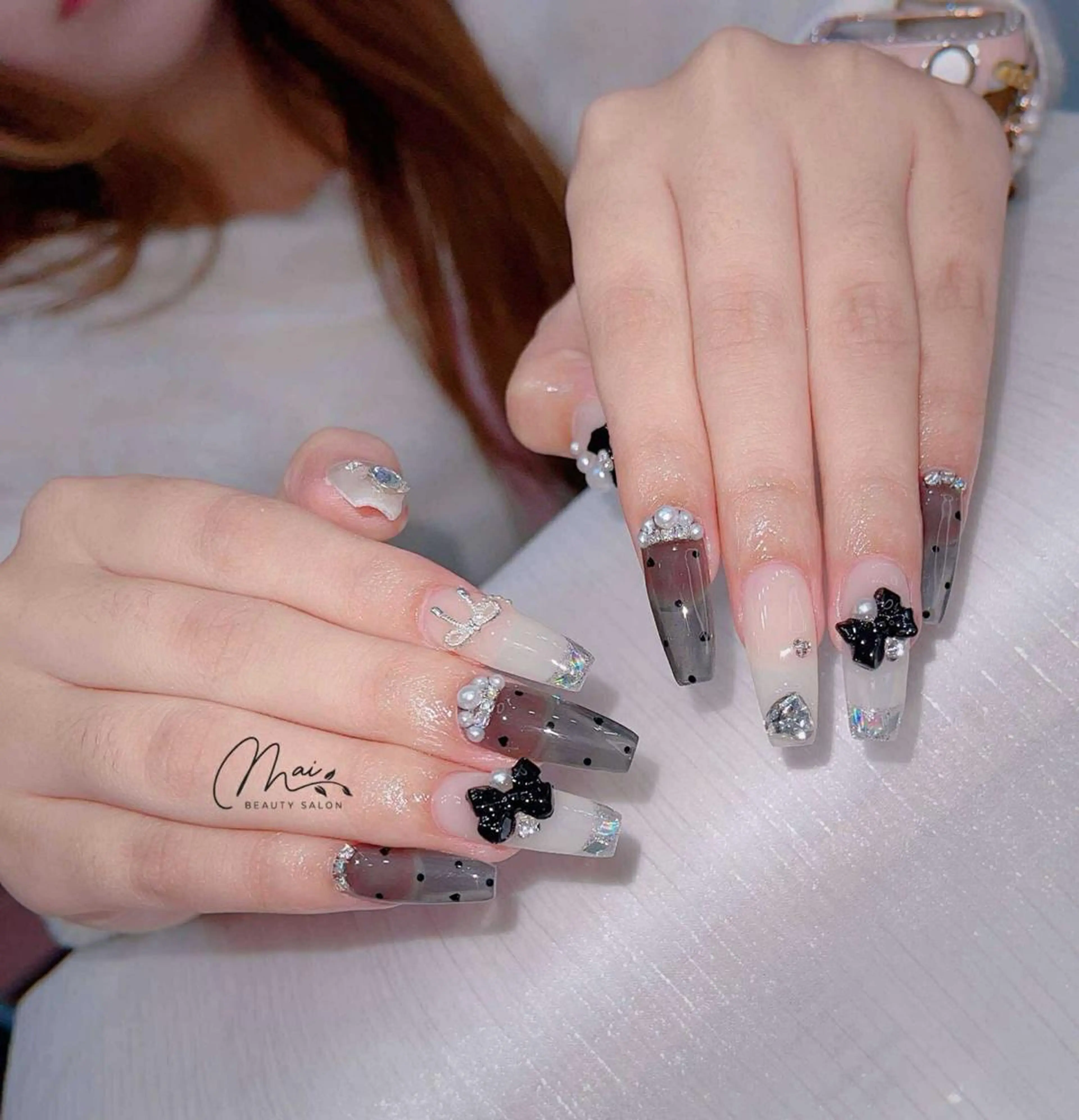 ネイル オーロラネイル 長さ出し フラッシュネイル フレンチネイル ジェルネイル MaiBeauty To  Toのネイルデザイン