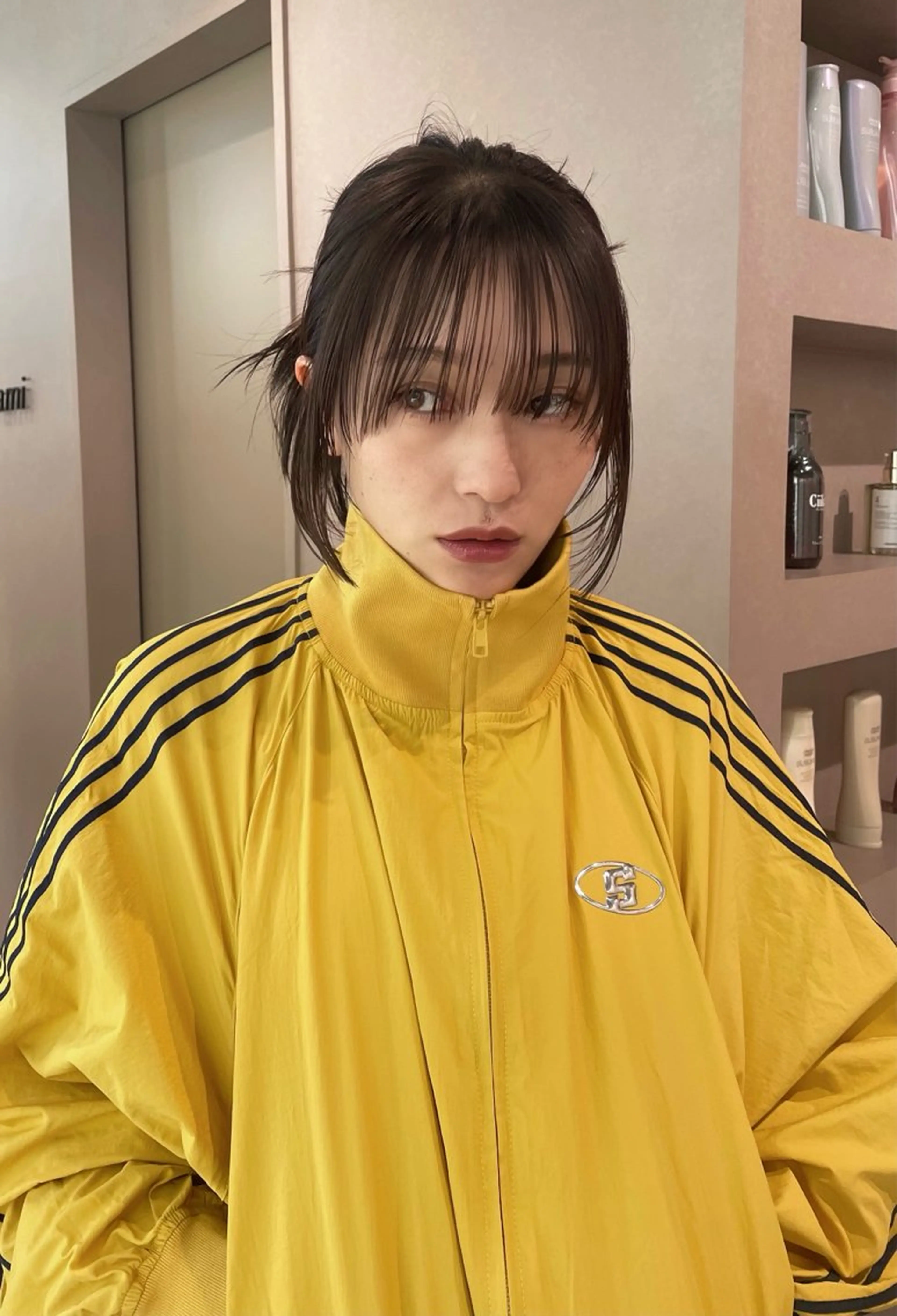 セミロング カラー ヘアアレンジ セミロングパーマ 髪質改善 縮毛矯正 トリートメント 脇野 茉優のヘアスタイル