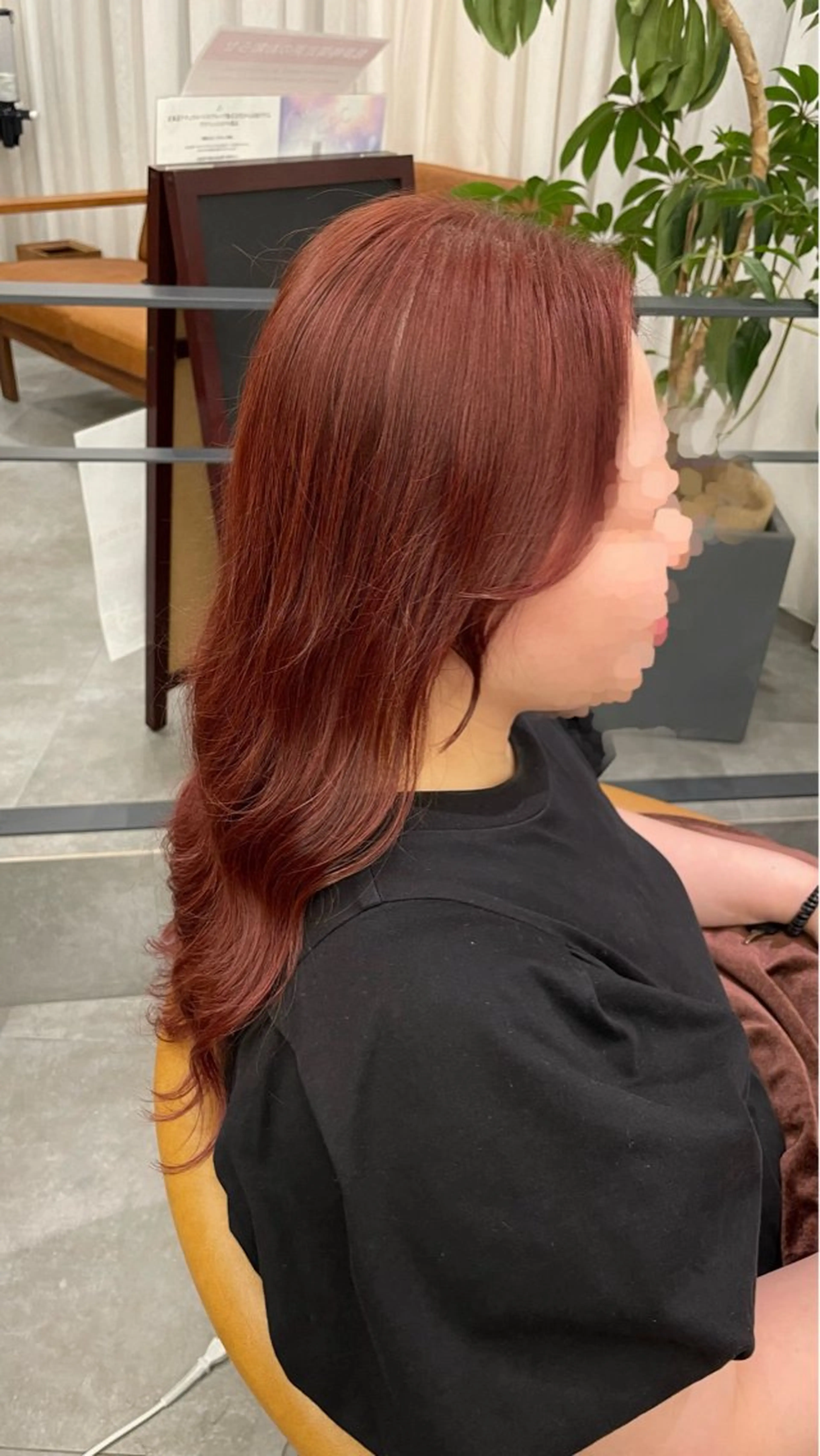 ロング カラー ブリーチ ブリーチなしカラー 顔周りカット 澤田 真凛のヘアスタイル