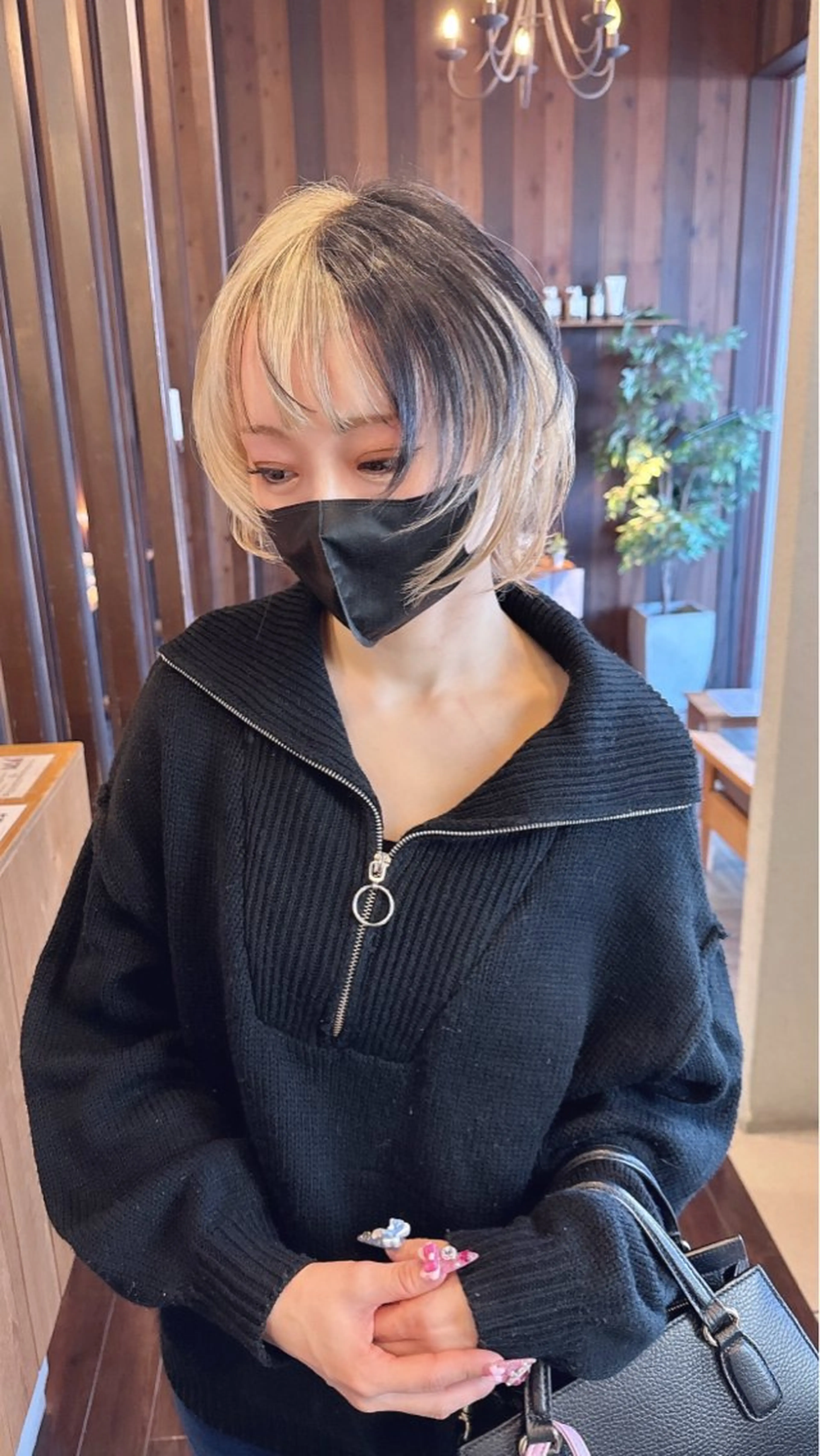 ショート ヘアカラー 具志 正太のヘアスタイル