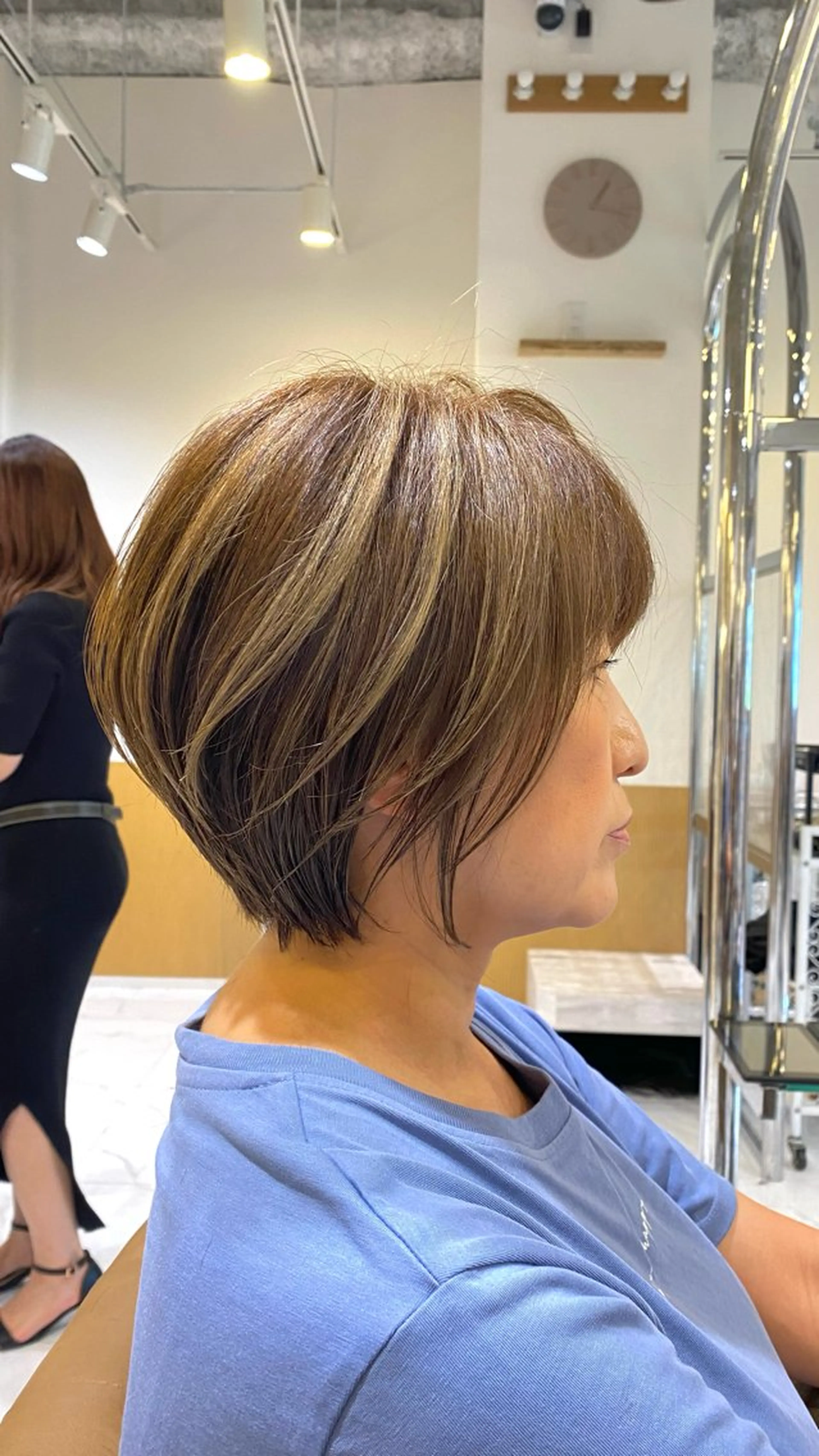 ショート カラー ハイライトカラー ハイライト ショートヘア カット ヘアカラー 坂井 茅聖のヘアスタイル