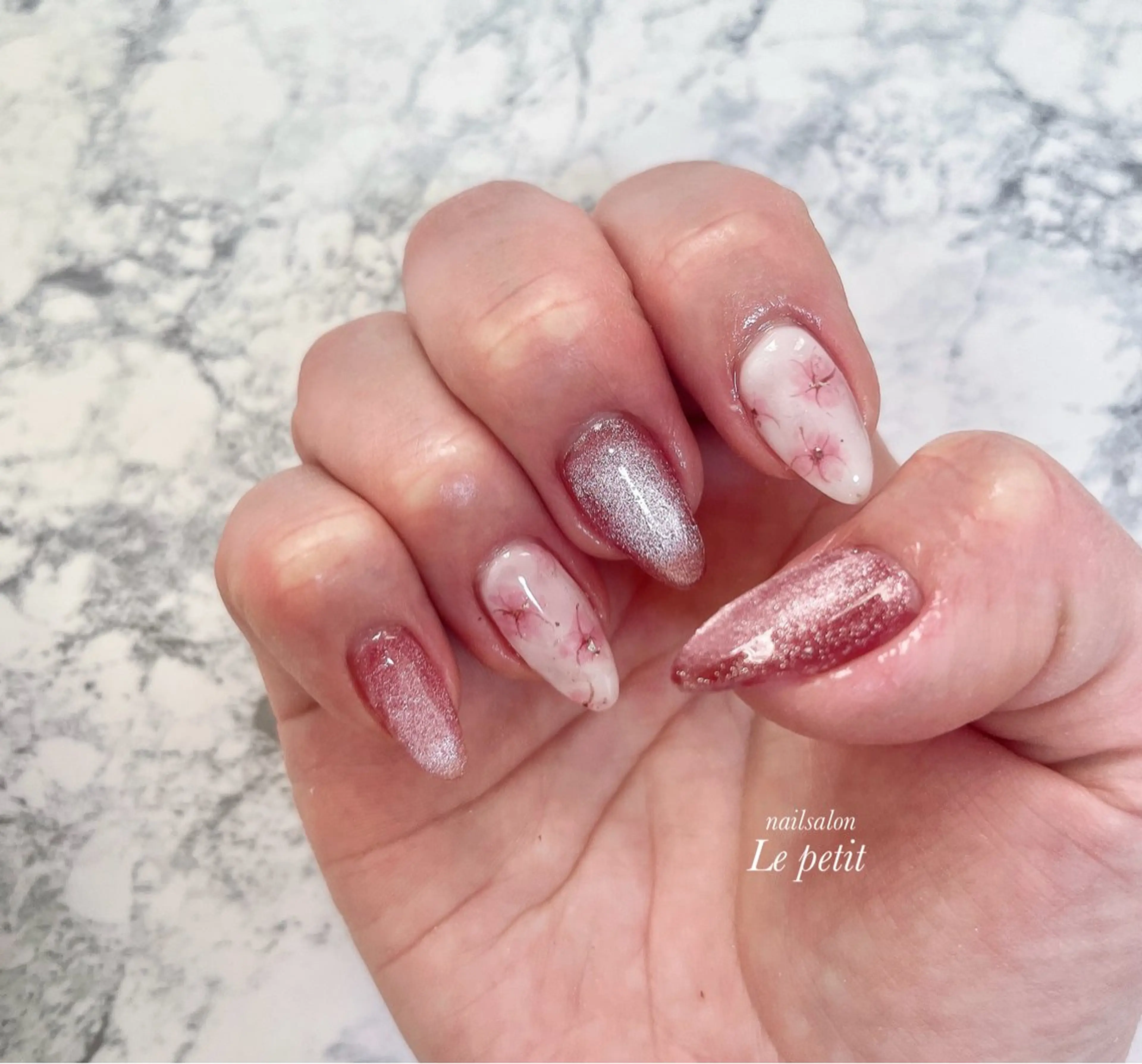 ネイル 石野 広佳のネイルデザイン