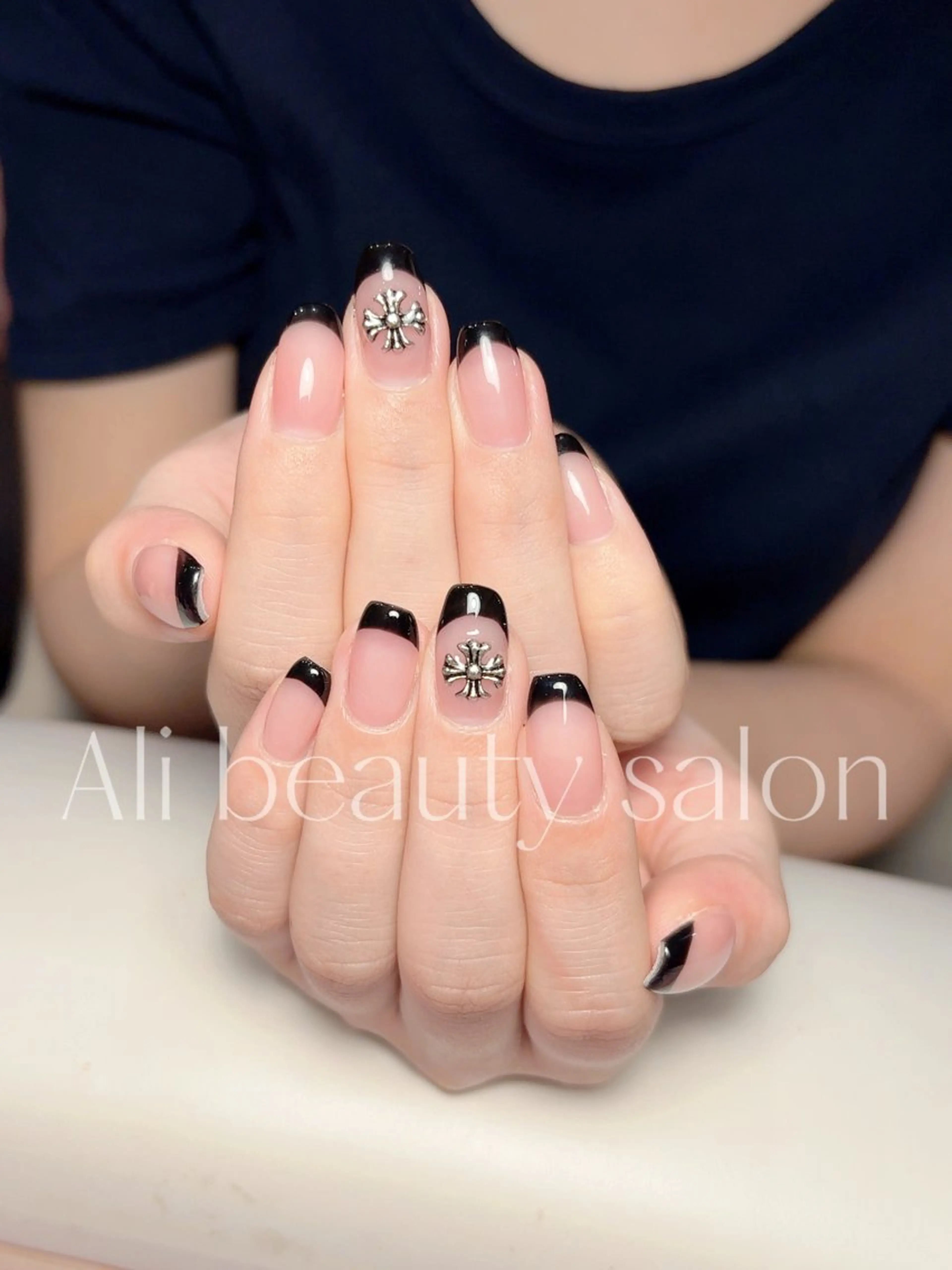 ネイル フレンチネイル ハンドネイル Ali 新小岩 ネイル専門のネイルデザイン