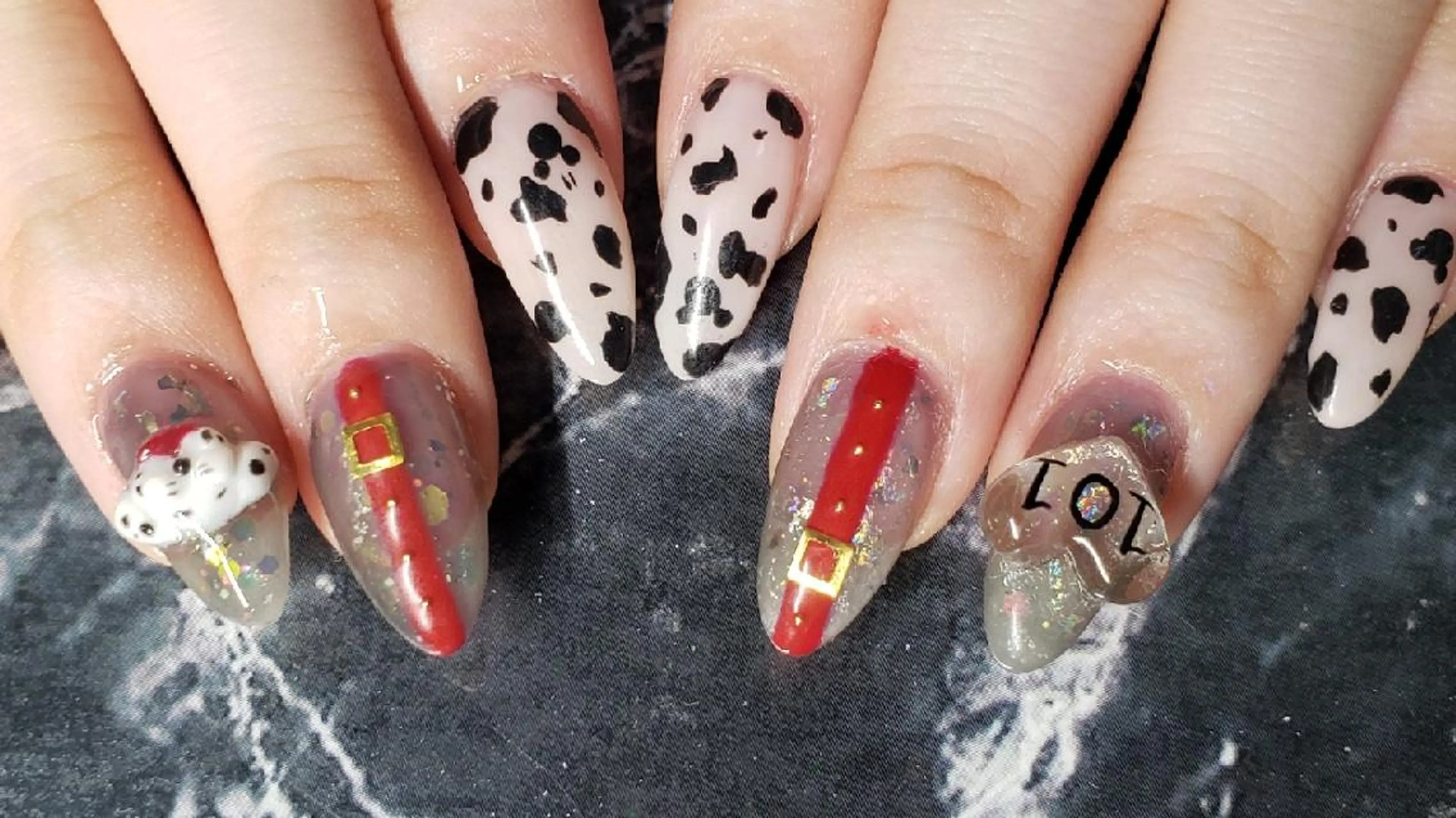 ミディアム ネイル ハンドネイル クロキ 。のネイルデザイン