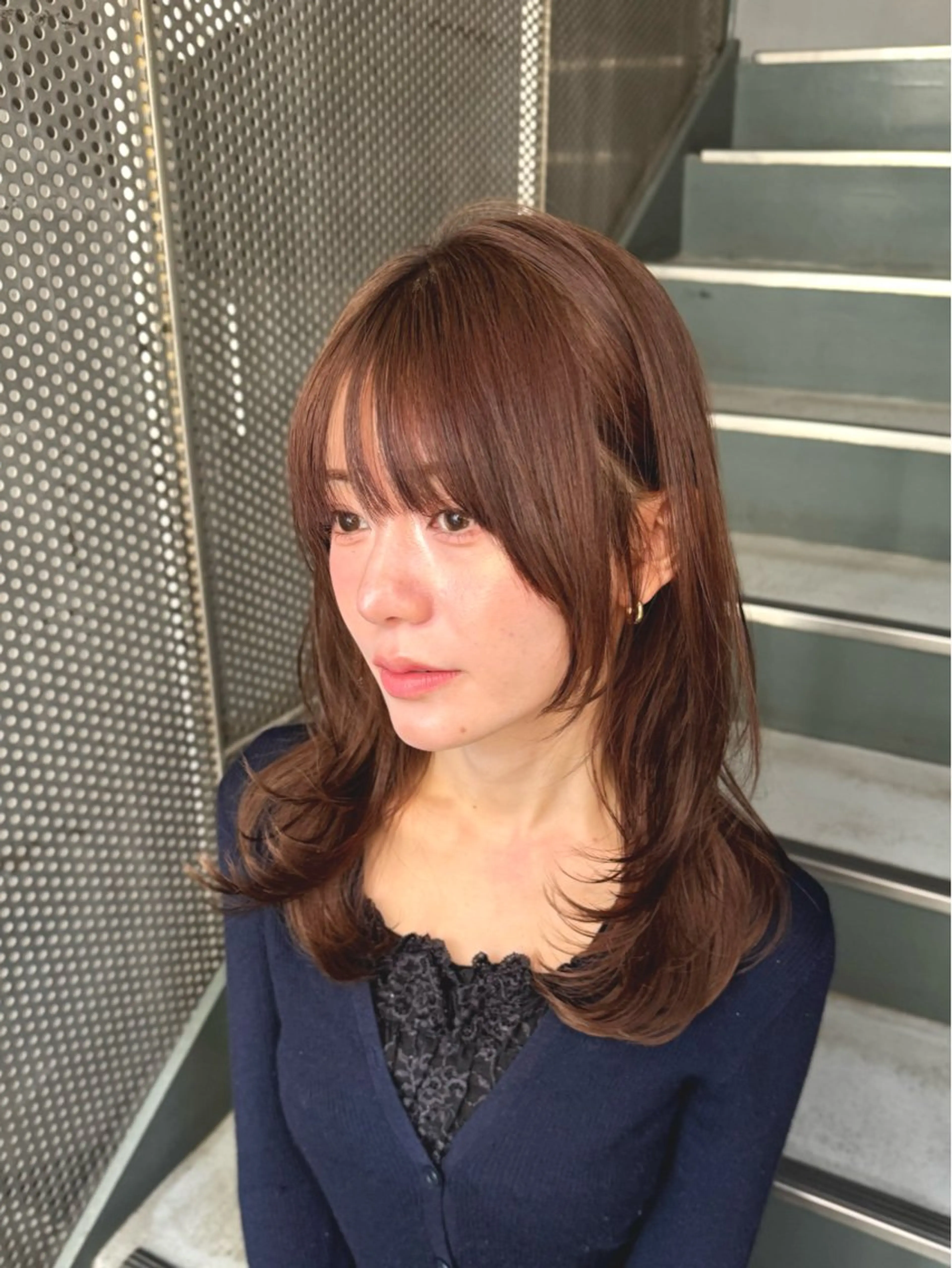 セミロング カラー ブラウンカラー ラベンダーカラー ラベンダーブラウン レイヤーカット SALOWIN新宿三丁目【サロウィン】所属・レイヤー🔶髪質改善 🔶透明感カラー青木のヘアスタイル