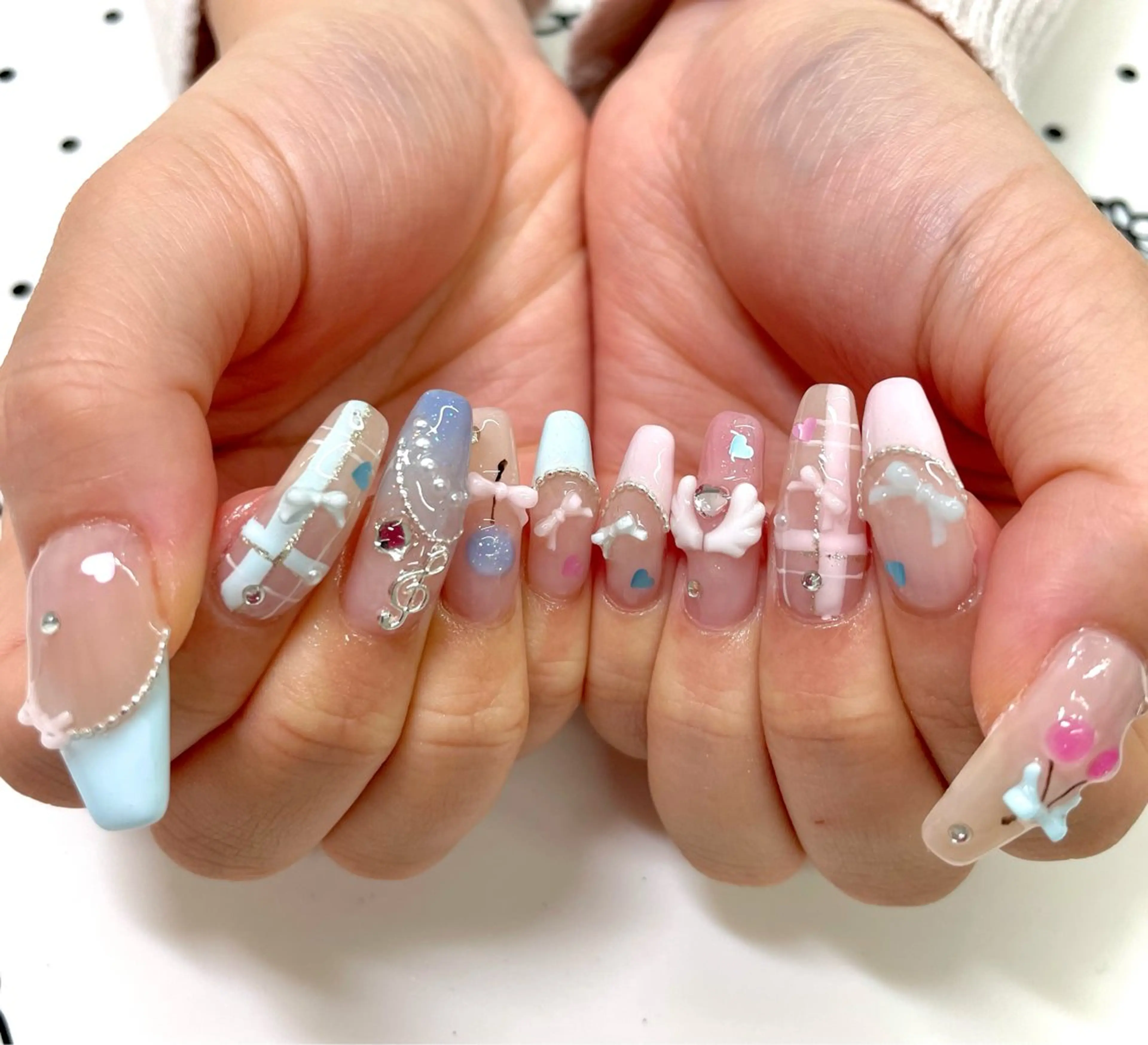 ネイル ハンドネイル nailsalon sugarr所属・nailist cocoのネイルデザイン