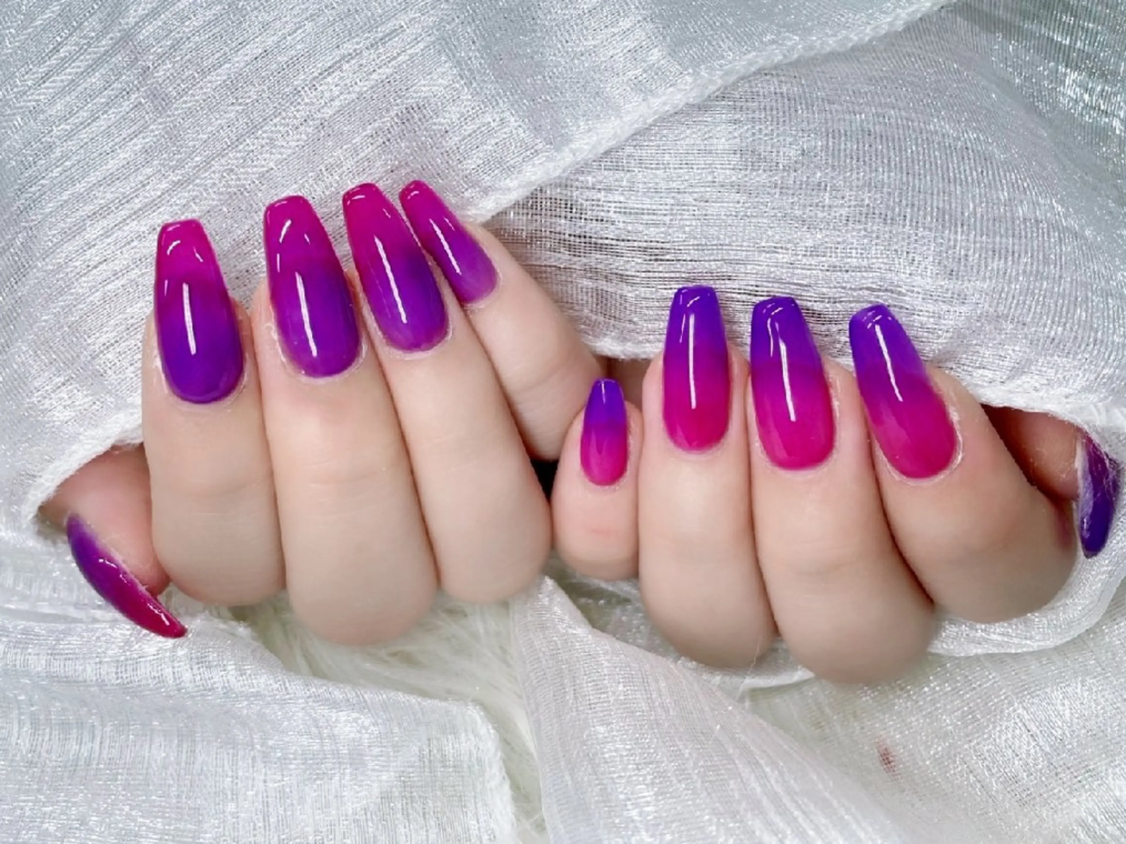 ネイル 長さ出し フラッシュネイル フレンチネイル キラキラネイル ラメ(グリッター) Chouette Nailのネイルデザイン