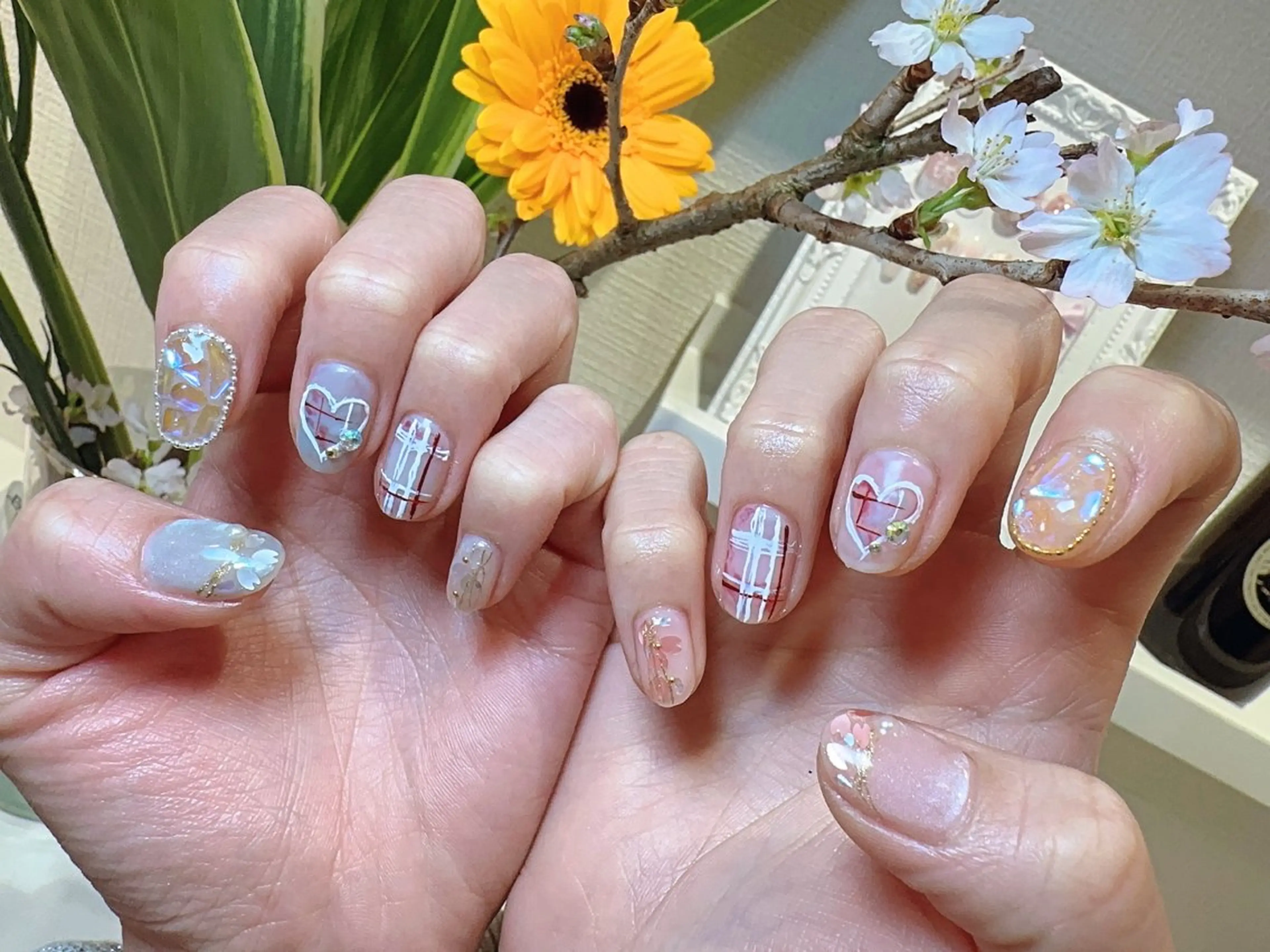 ネイル 韓国ネイル 春ネイル ストーンネイル ワンホンネイル 恵比寿 The Nailのネイルデザイン