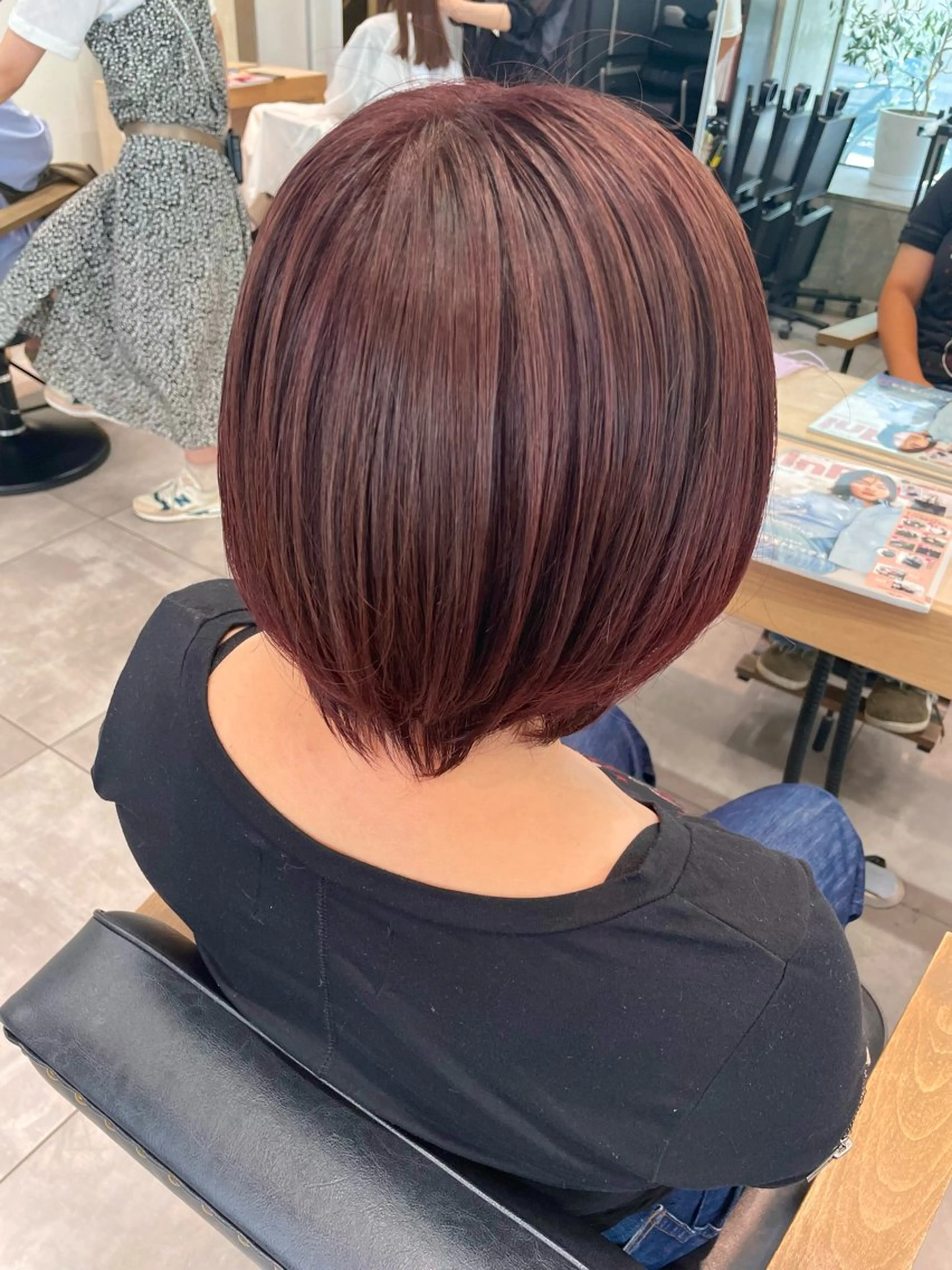 ショート カラー 透明感カラー×ヘア アレンジ🪽しおりのヘアスタイル