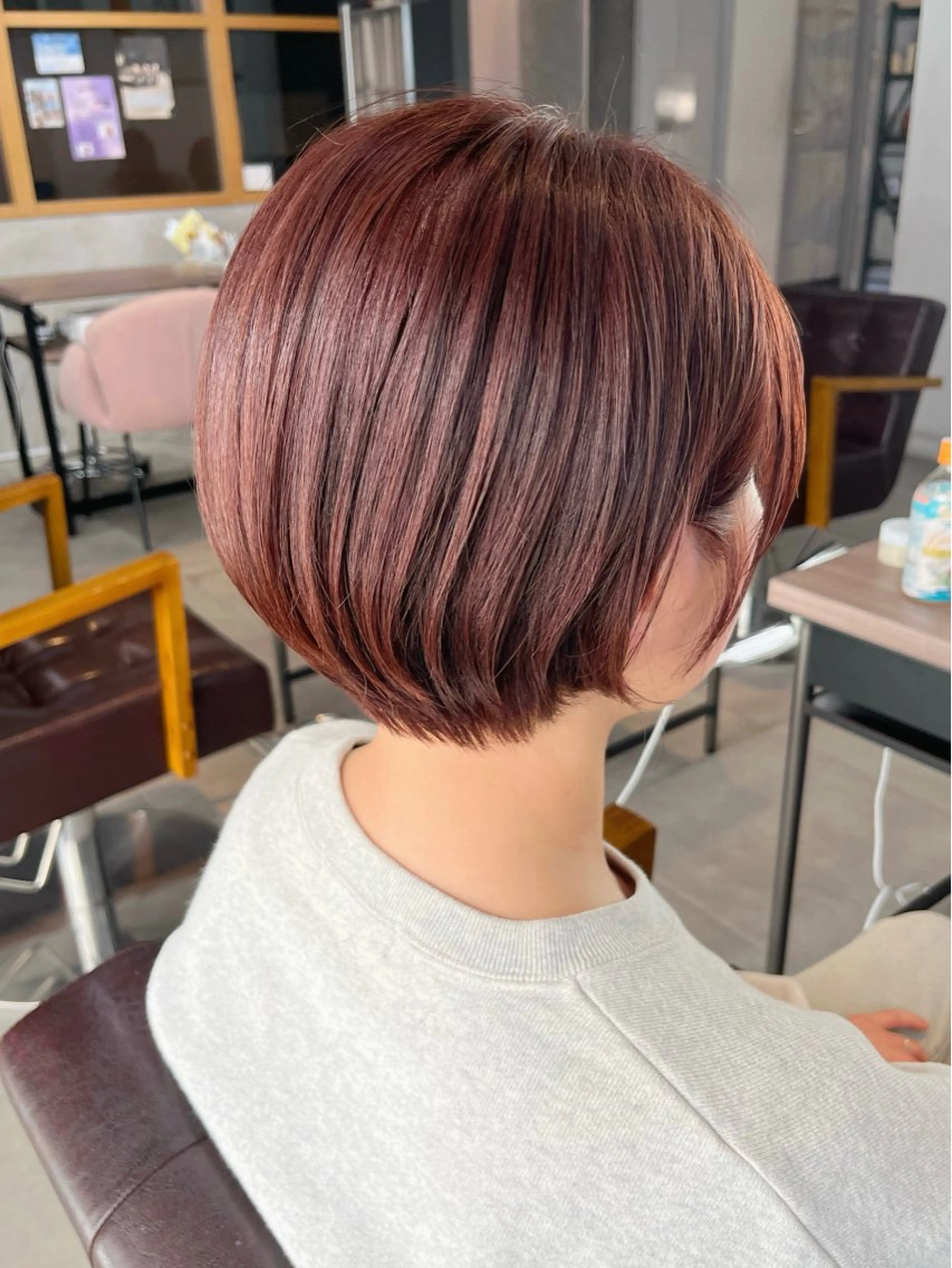 ショート 丸みショート ピンクブラウン ショートヘア カット ヘアカラー AKARI🌟ボブ/ ハイライト/似合わせのヘアスタイル
