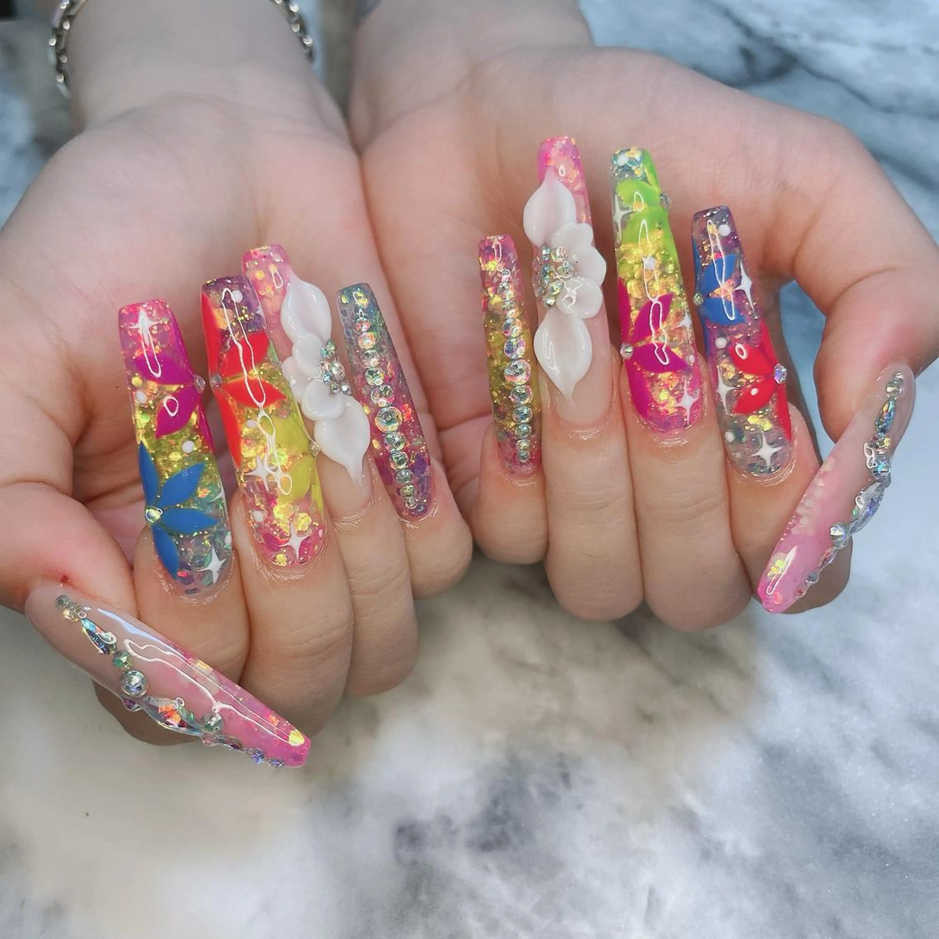 ネイル ハンドネイル salon de belnetta所属・kayo 💅のネイルデザイン