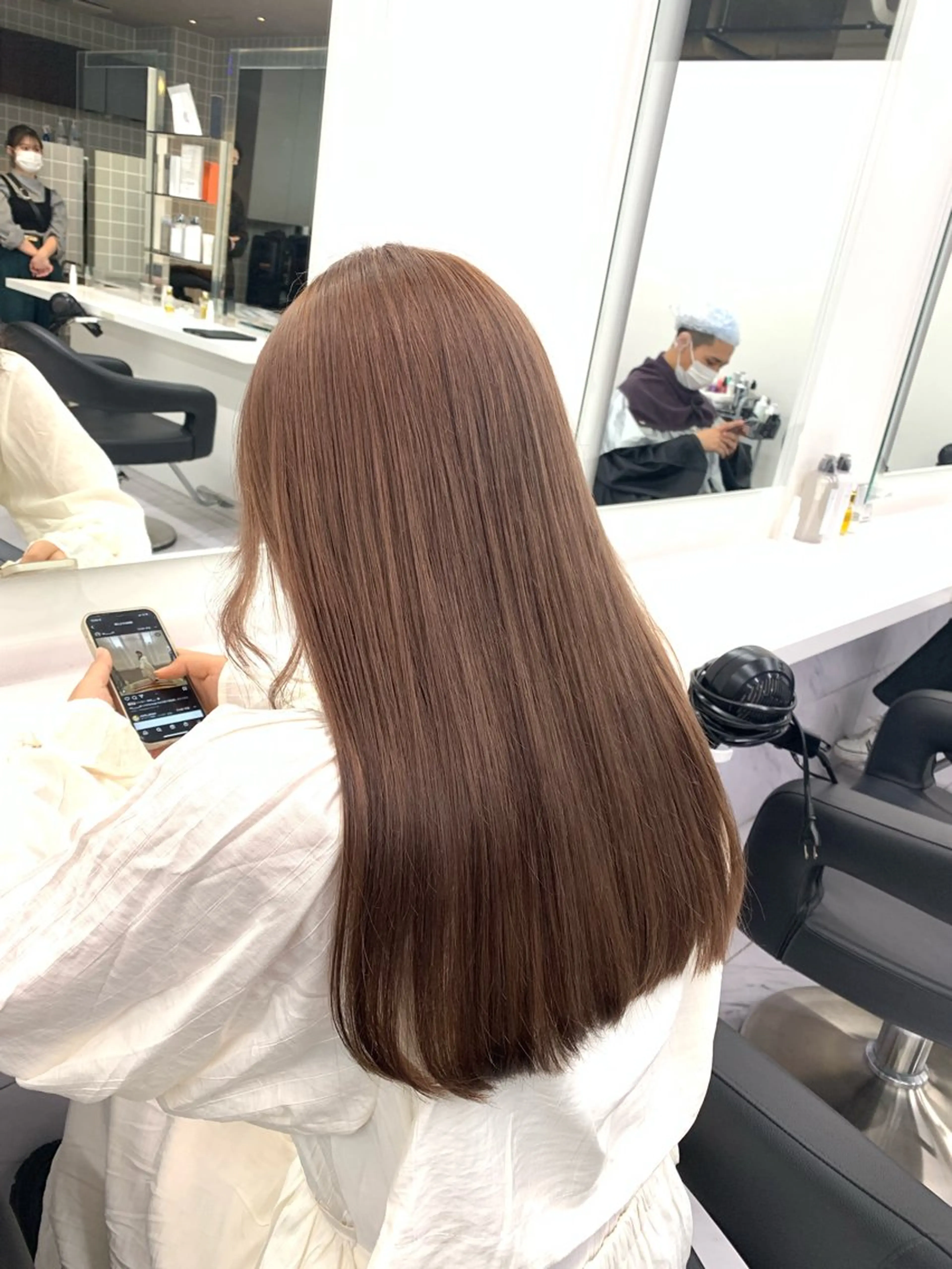 カラー 透明感ベージュ🤎 ナチュラルレイヤーのヘアスタイル