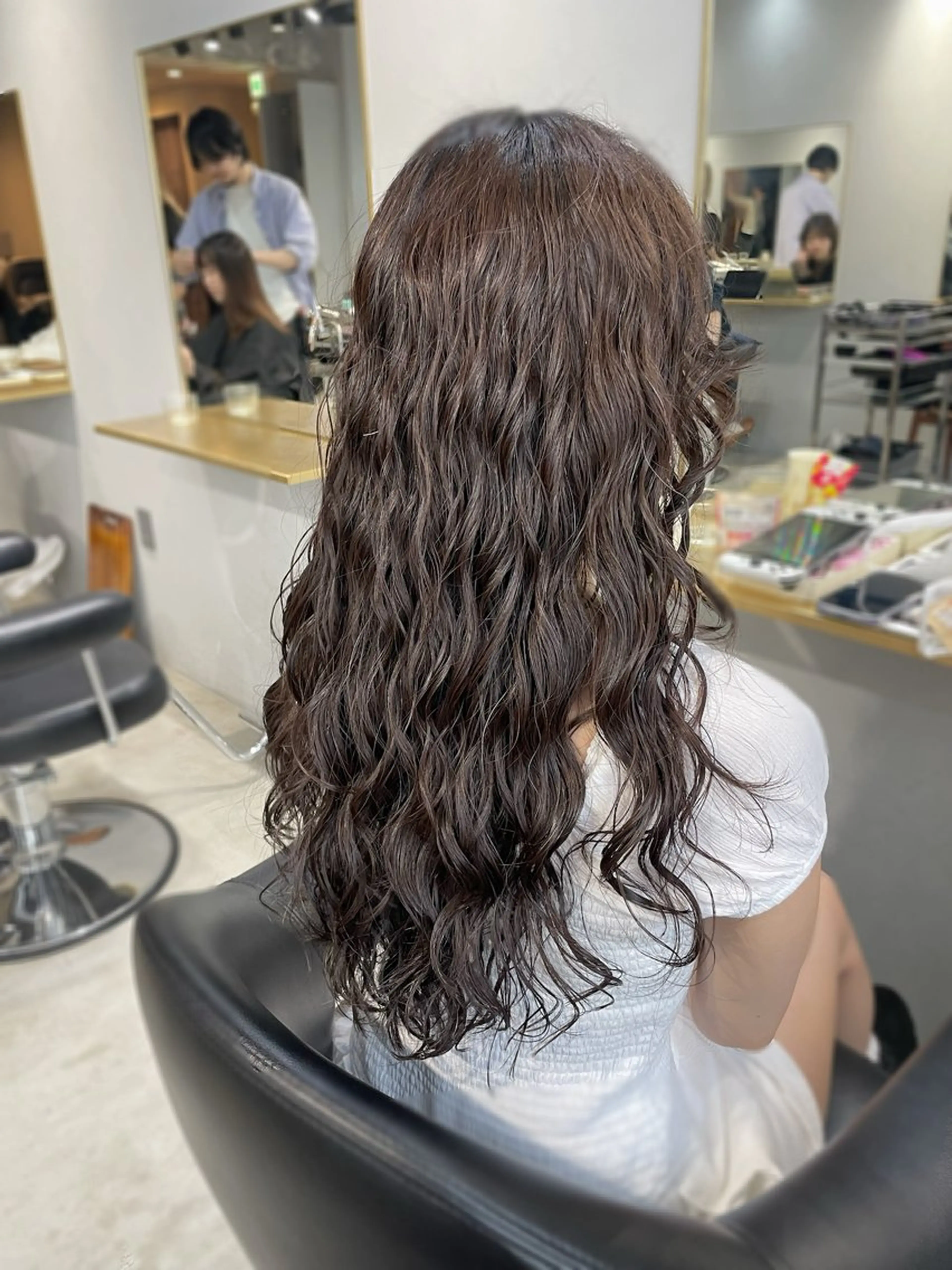 ロング パーマ 髪質改善 ロング 縮毛矯正 カット パーマ トリートメント 【arc】Ruri コテ巻き風パーマのヘアスタイル