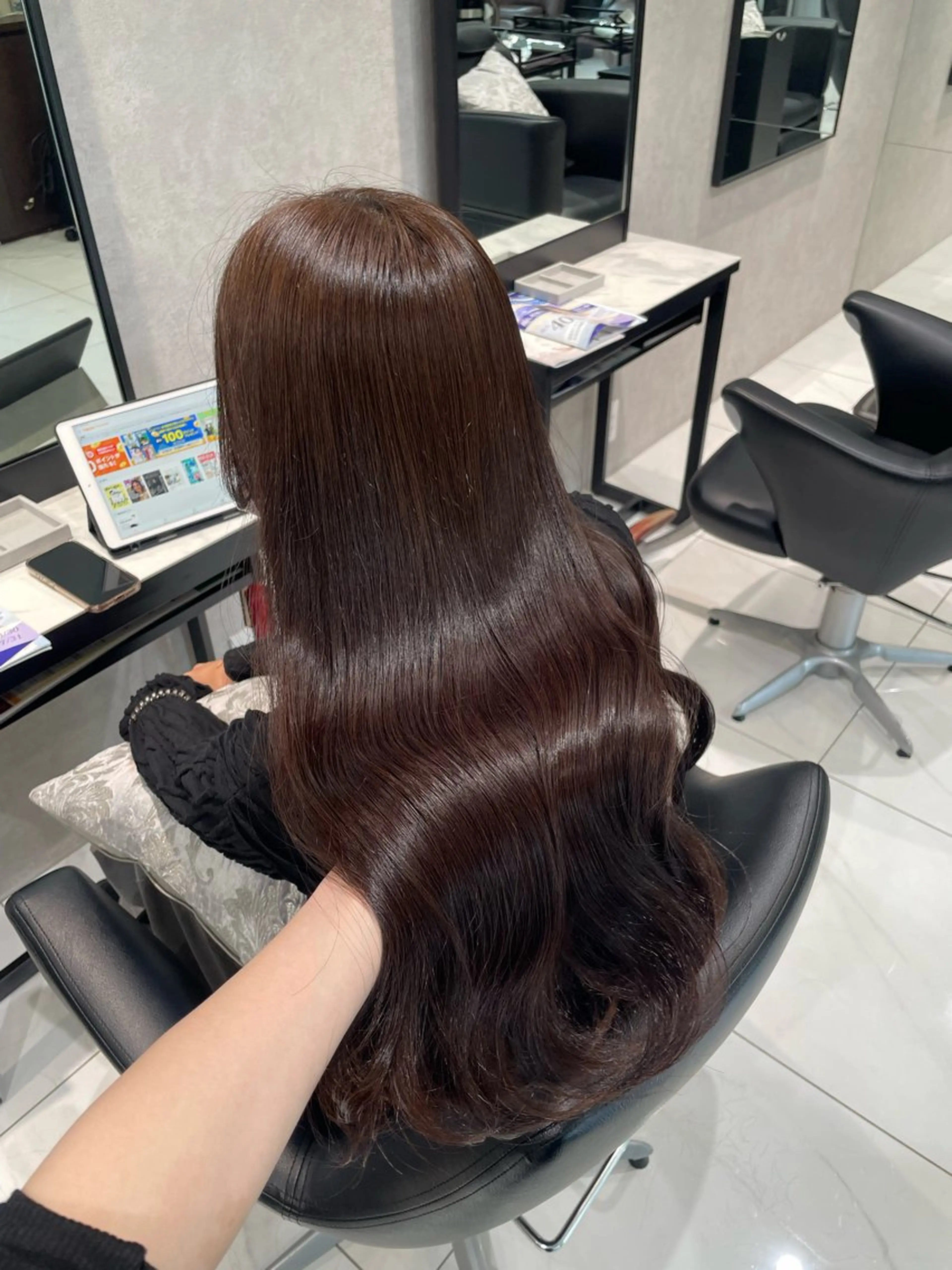 ロング ヘアカラー トリートメント 内藤 藍夏のヘアスタイル