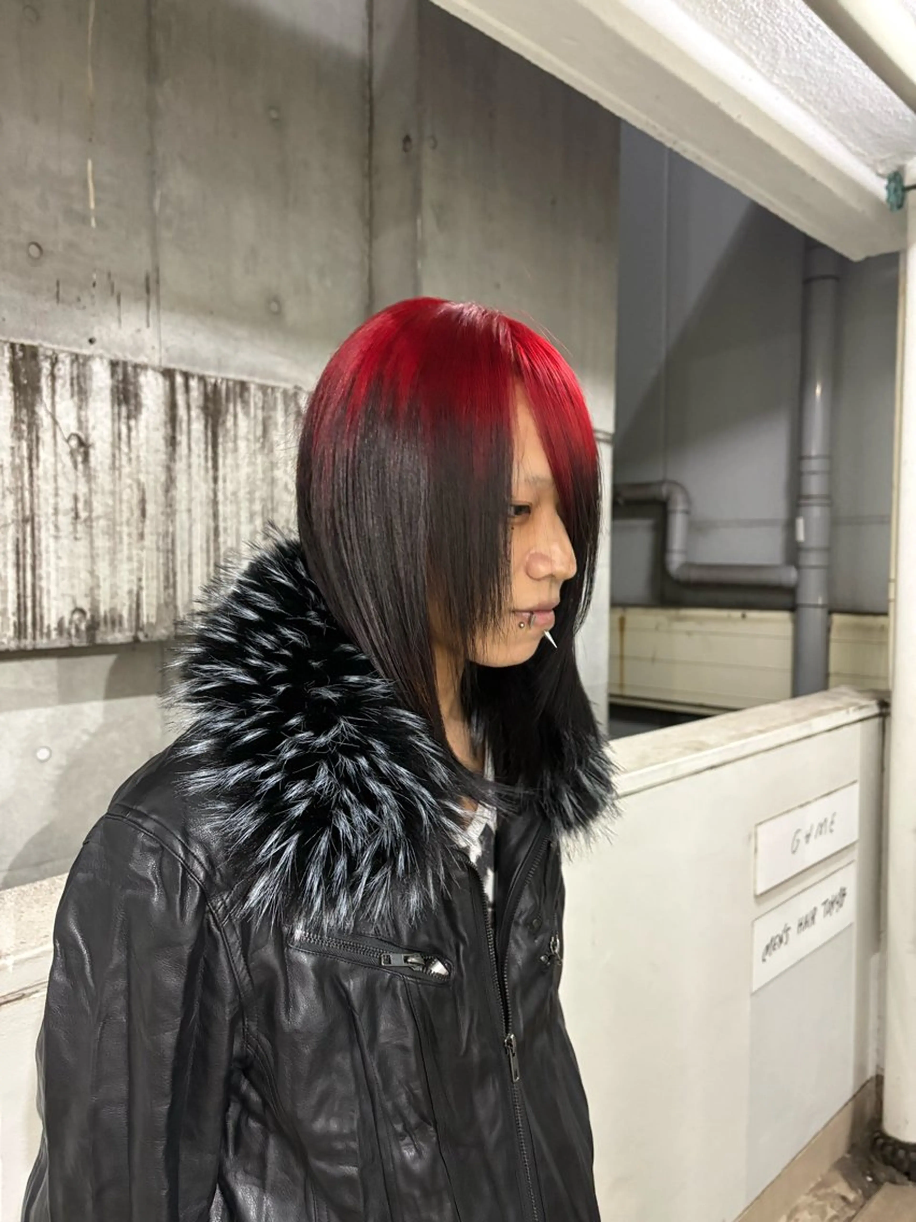 カラー デザインカラー / ナダショウタロウのヘアスタイル