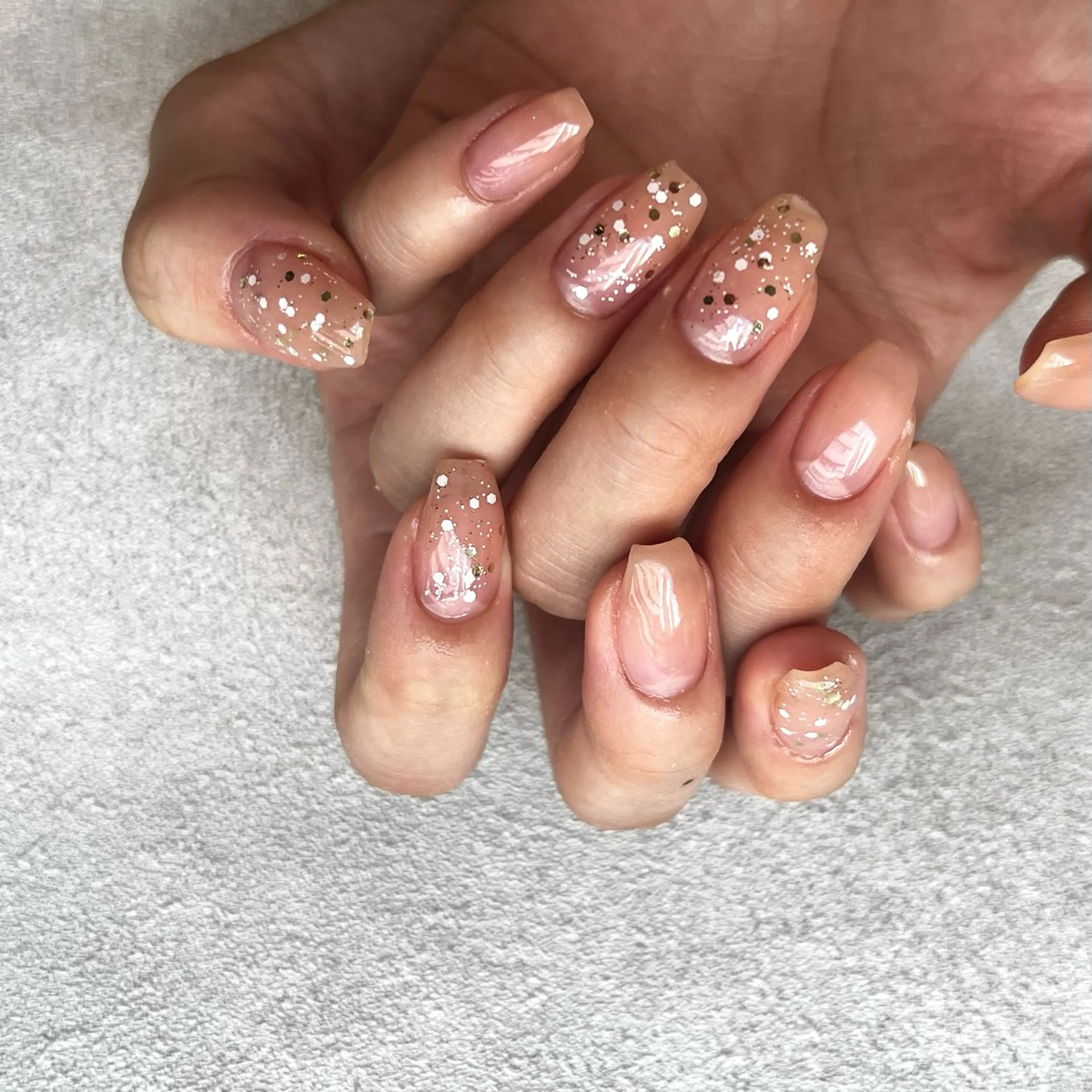 ネイル ハンドネイル 《カメレオン》 西田美輝のヘアスタイル