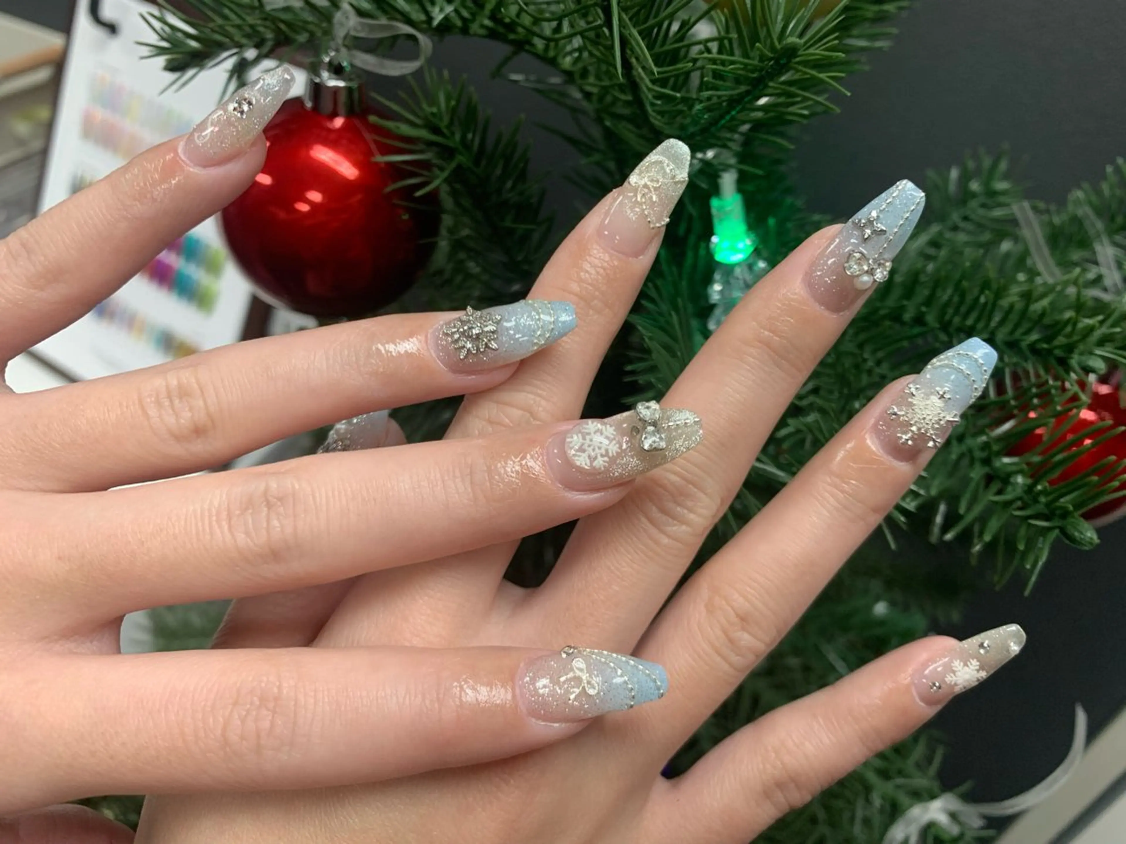 ネイル ラメ(グリッター) SORA ANA.CHUOのネイルデザイン