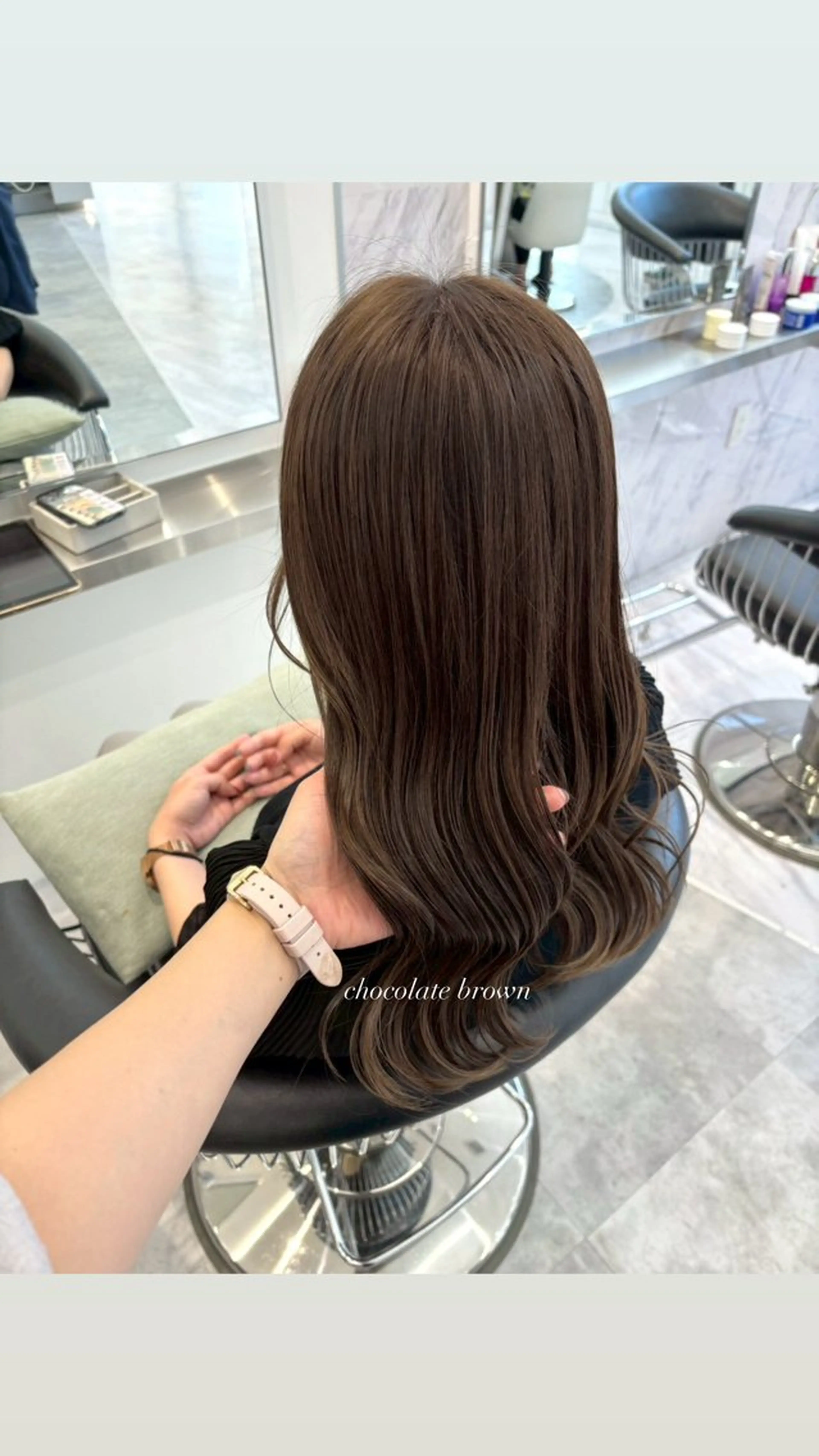 ロング ヘアカラー ParveMix 宮﨑 梨里のヘアスタイル