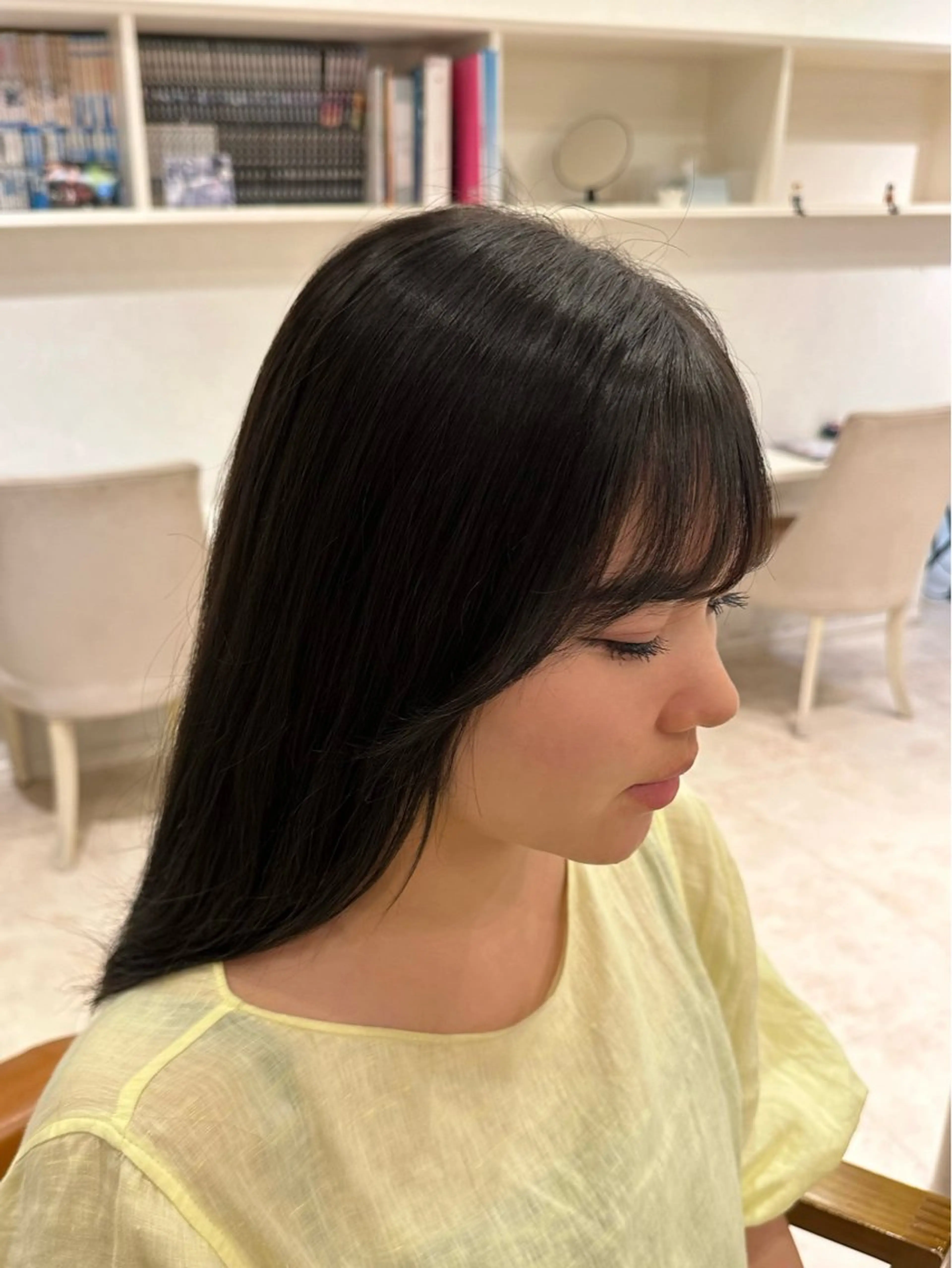 カラー ブリーチ 透明感カラー ブリーチなしカラー ヘアカラー トリートメント 田村 菜々実のヘアスタイル