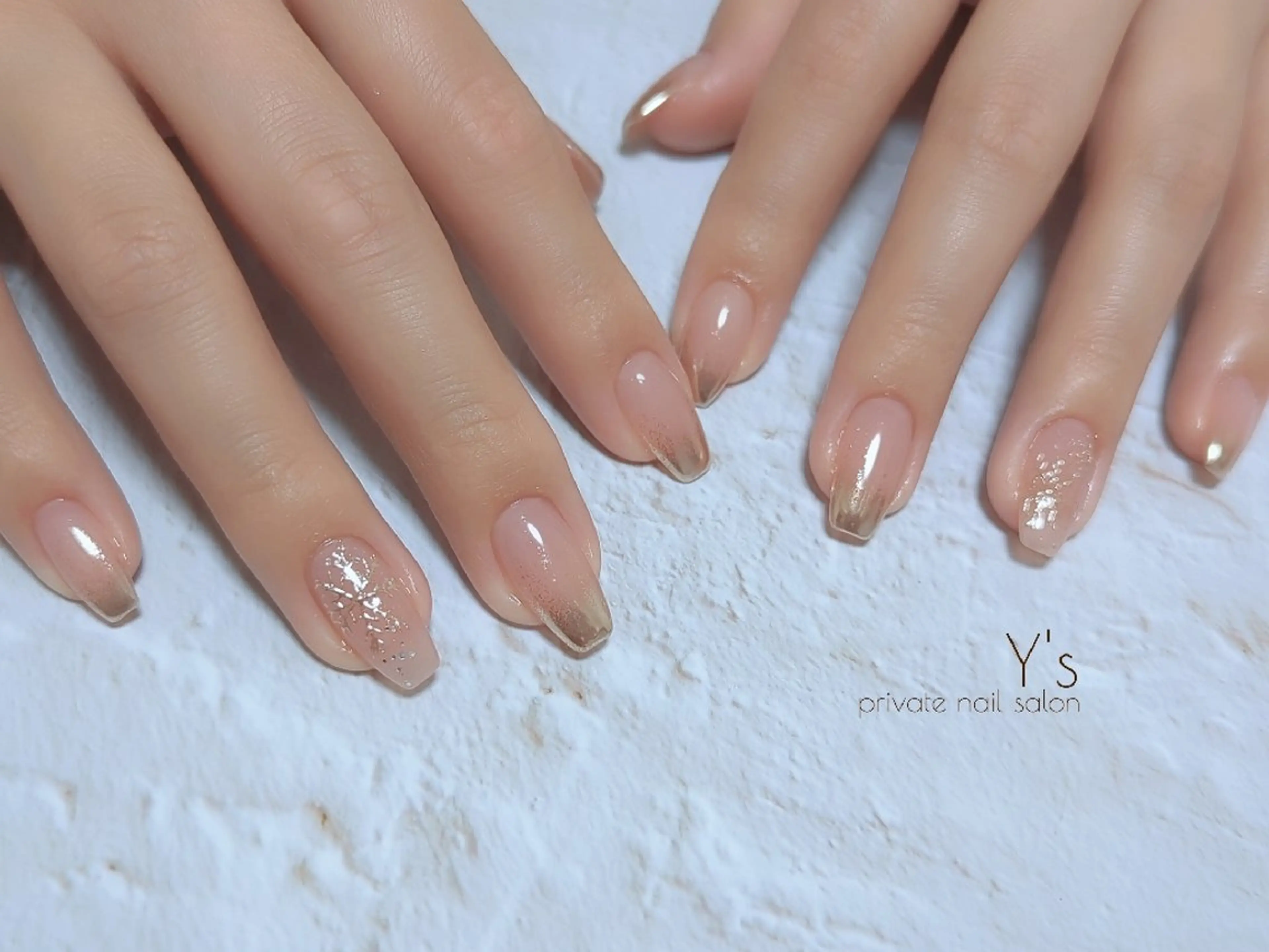 ネイル YUMI NAGAI  のネイルデザイン