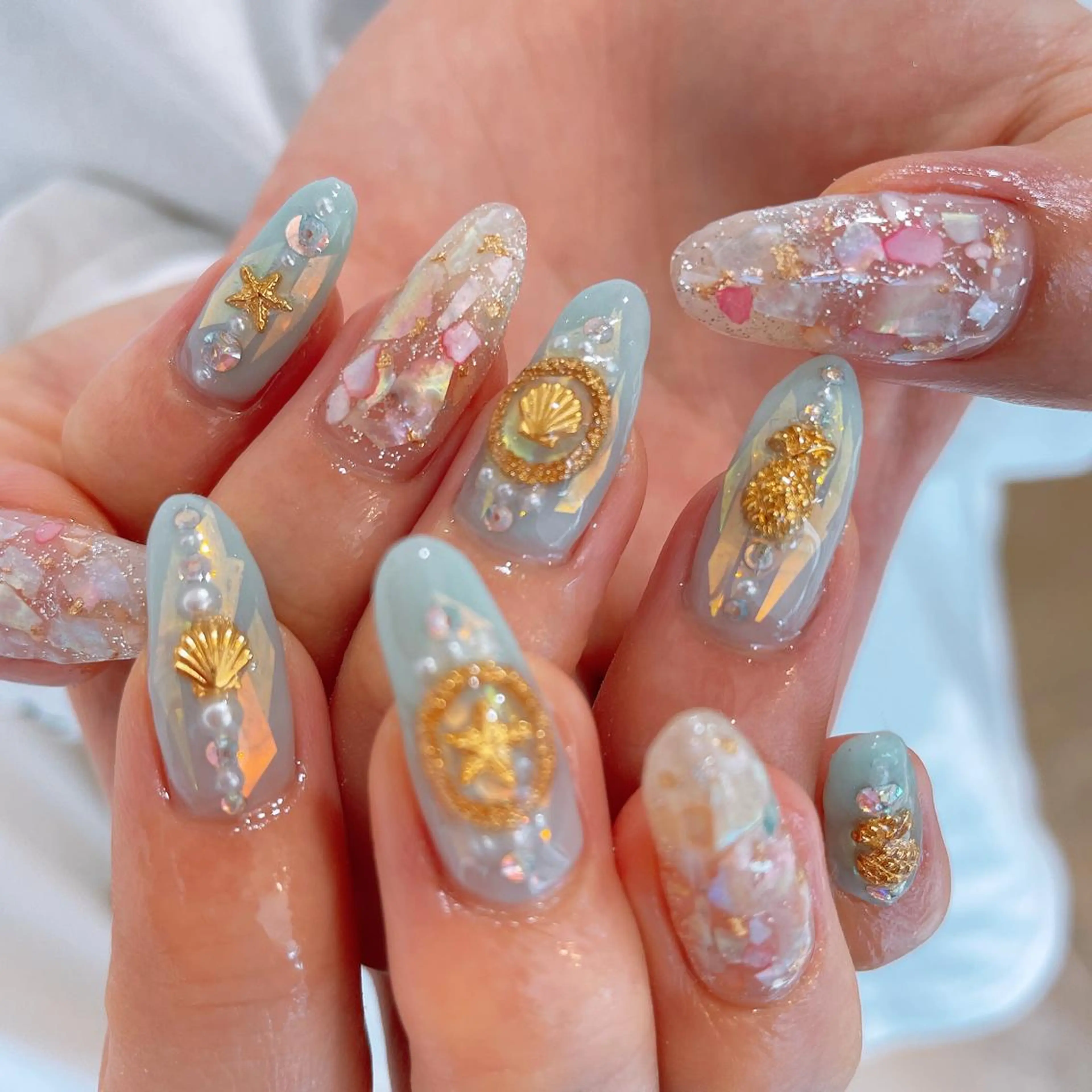 ネイル 原 麻耶のヘアスタイル