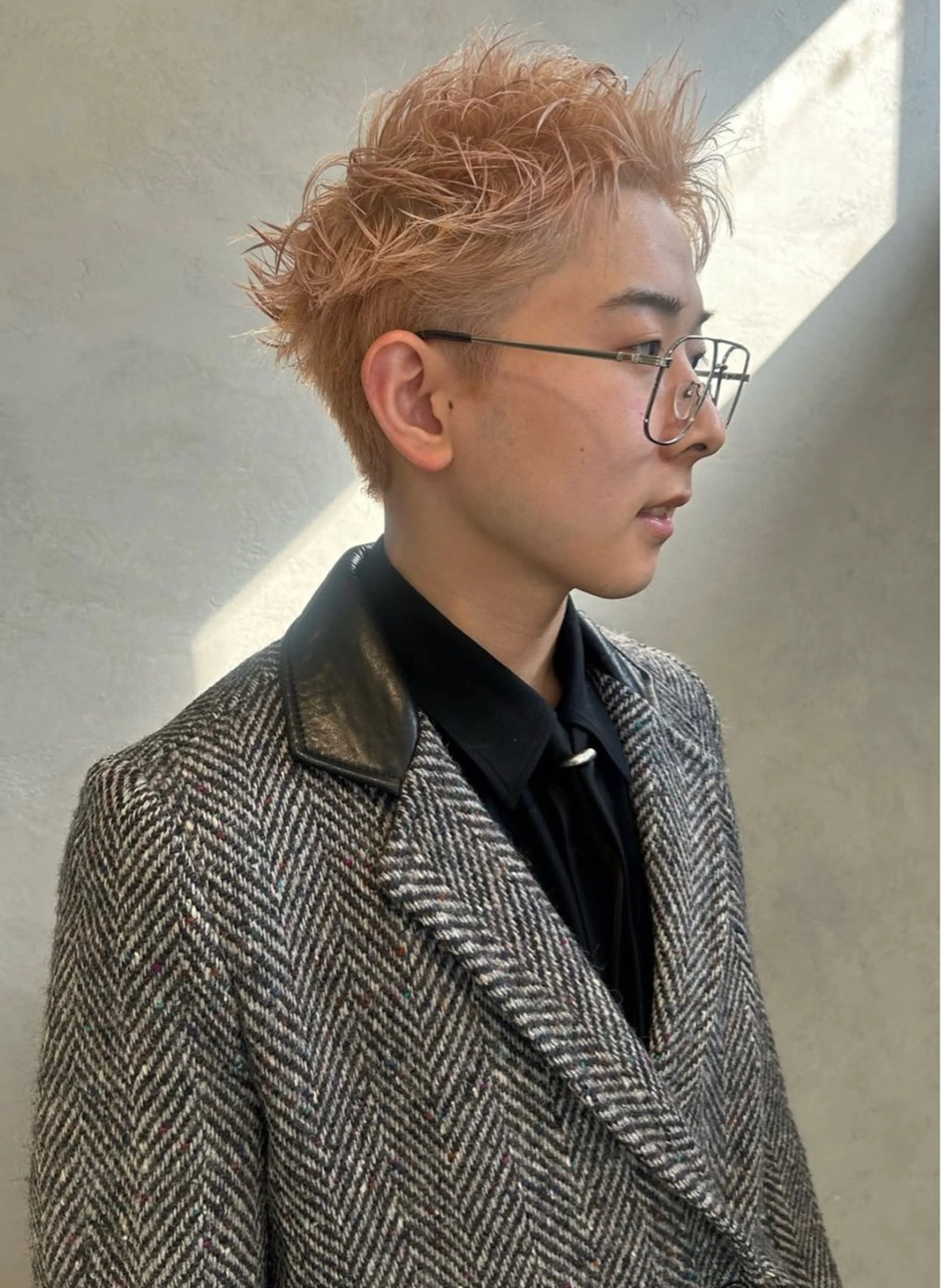 ショート メンズ メンズブリーチ スパイキーショート ショートヘア カット ヘアカラー SALOWIN　原宿IL Salice 2F所属・谷口 瑠莉のヘアスタイル