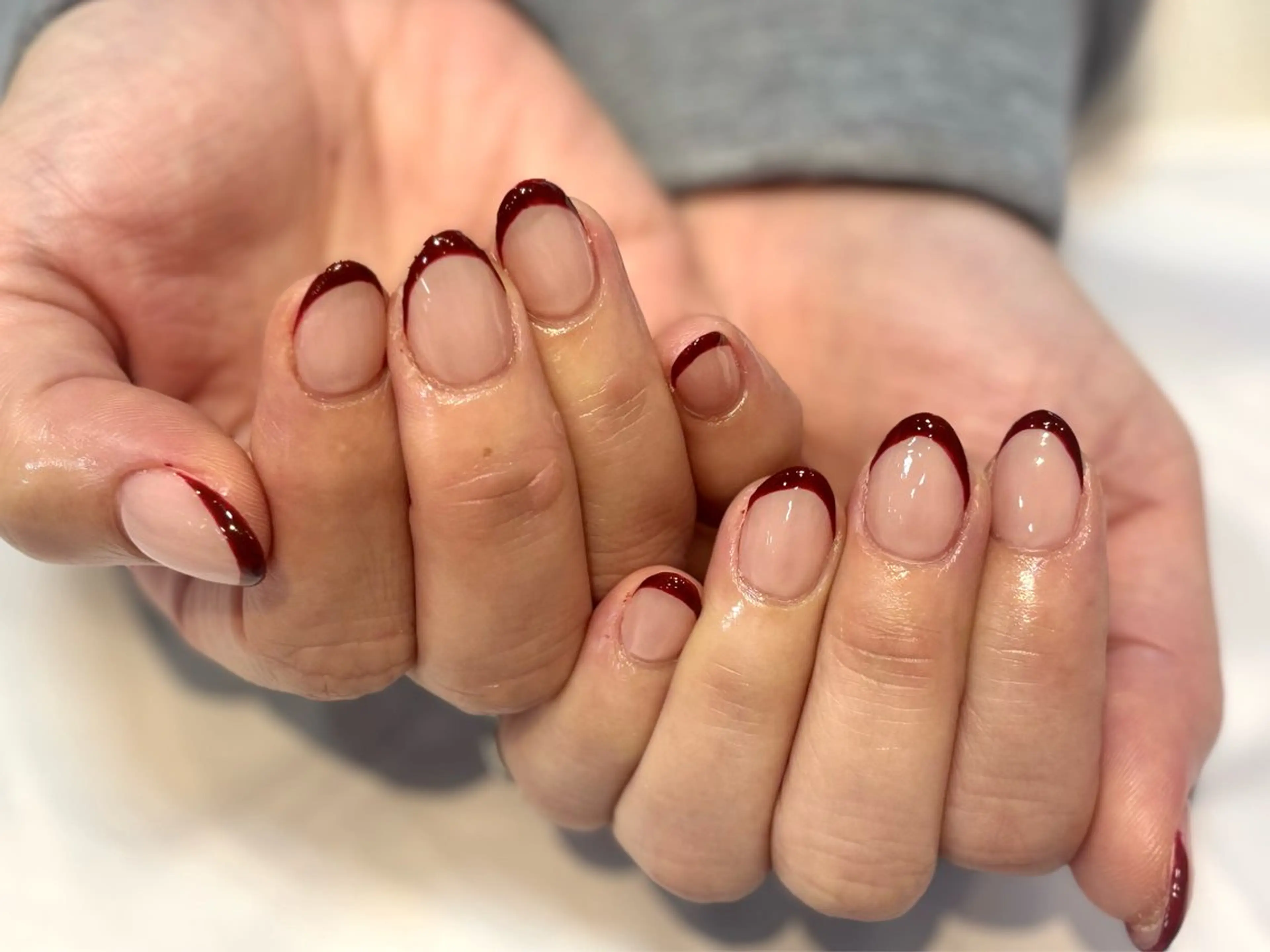 ネイル フレンチネイル ハンドネイル 秋山 香穂のネイルデザイン